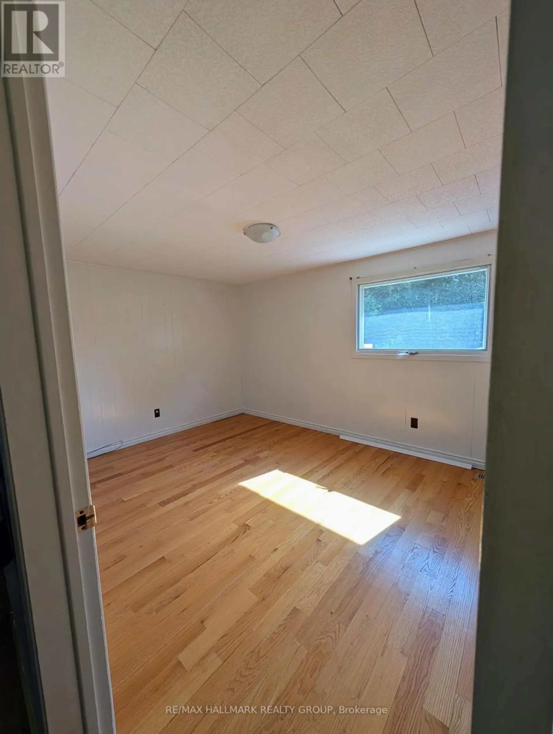 1636 STAGECOACH ROAD - Image 10