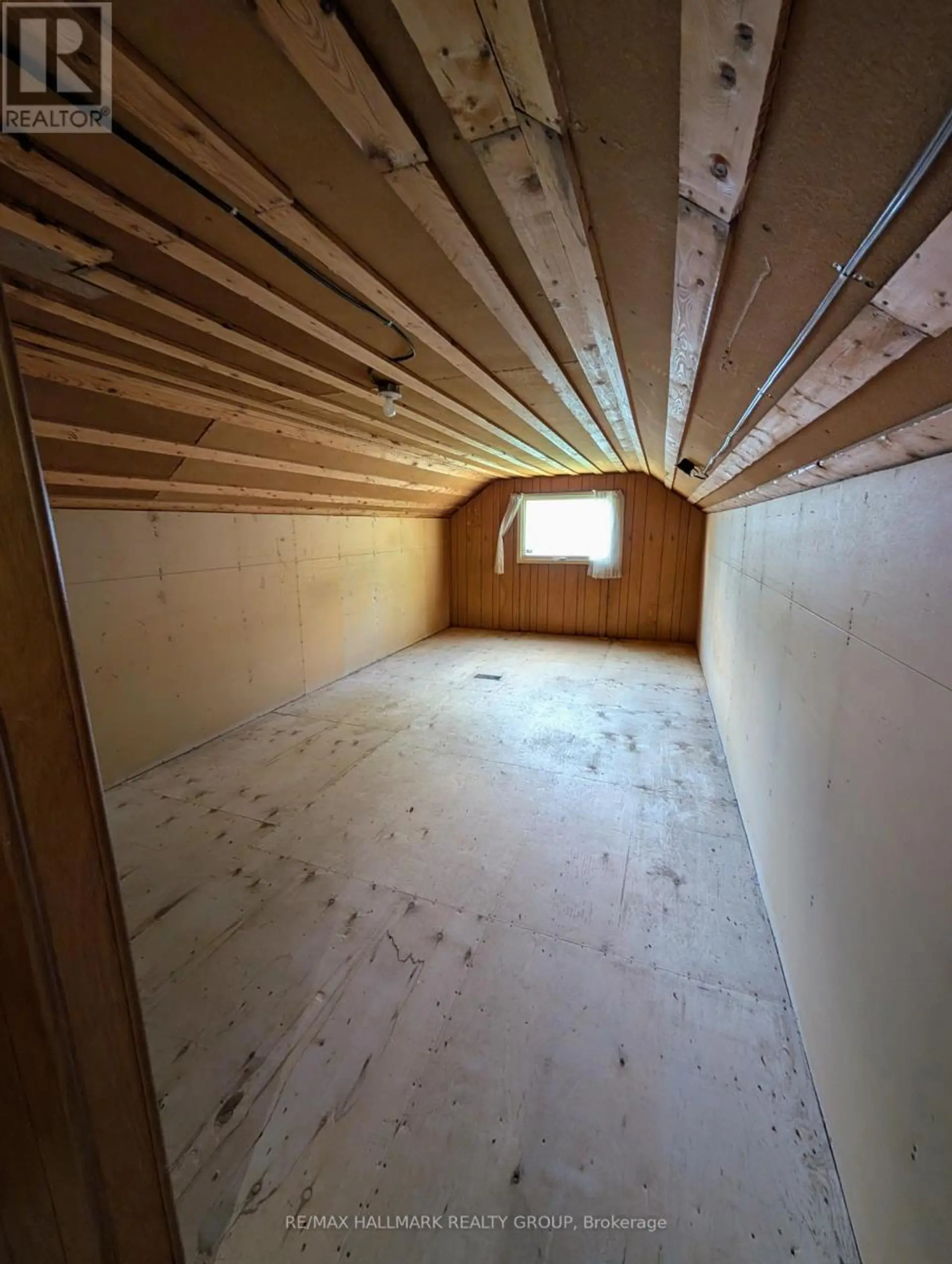 1636 STAGECOACH ROAD - Image 12