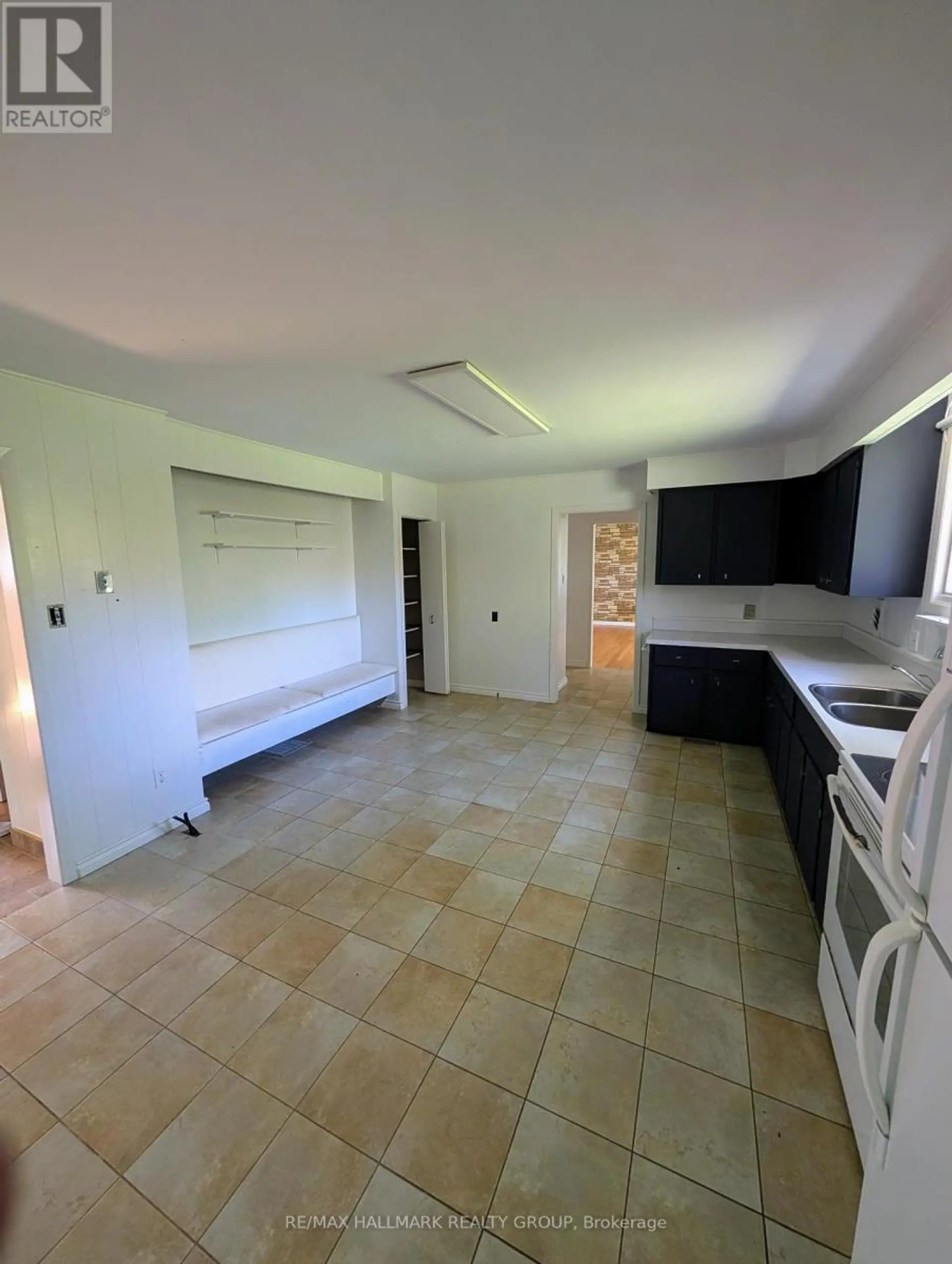 1636 STAGECOACH ROAD - Image 5