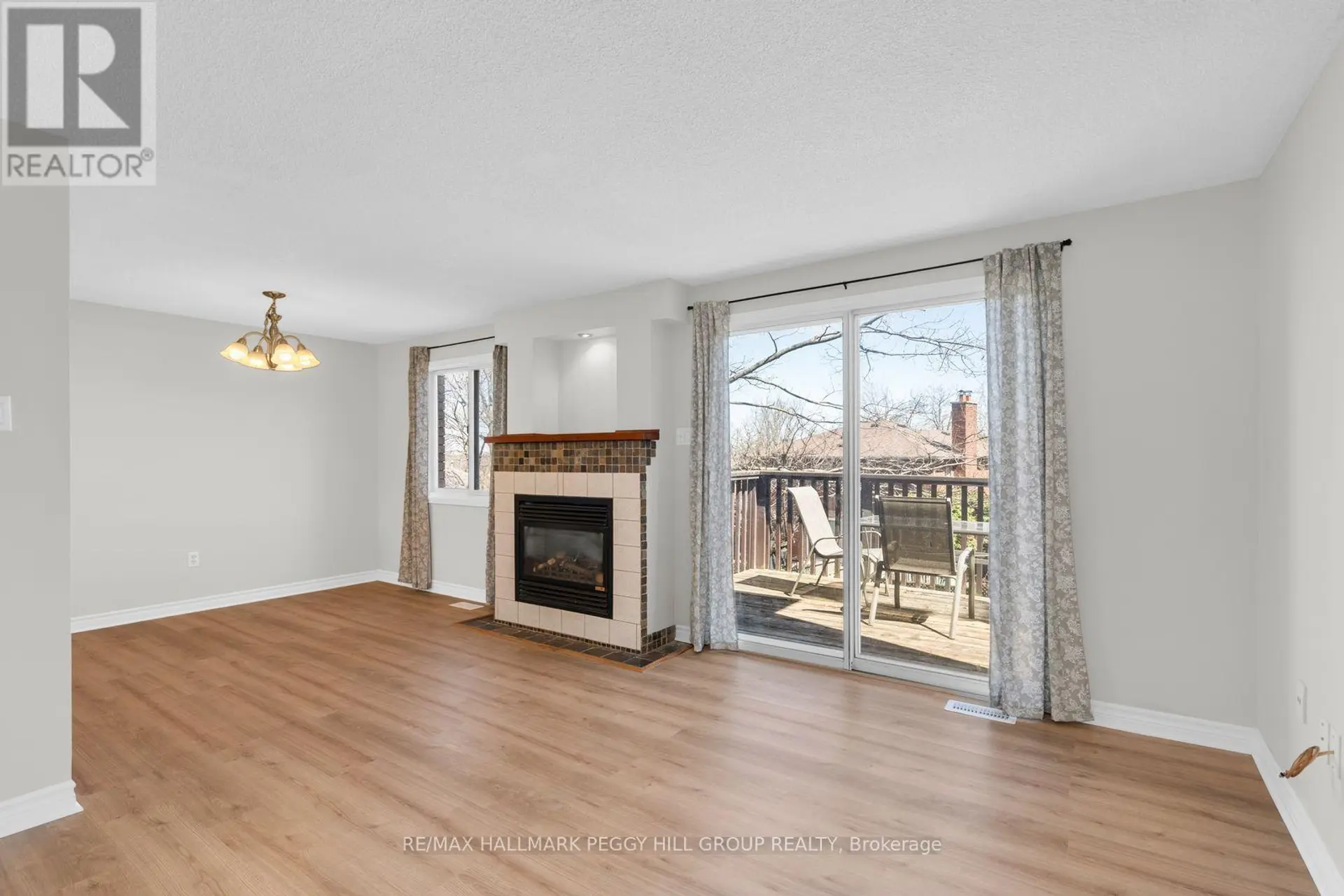 24 GEDDES CRESCENT - Image 2