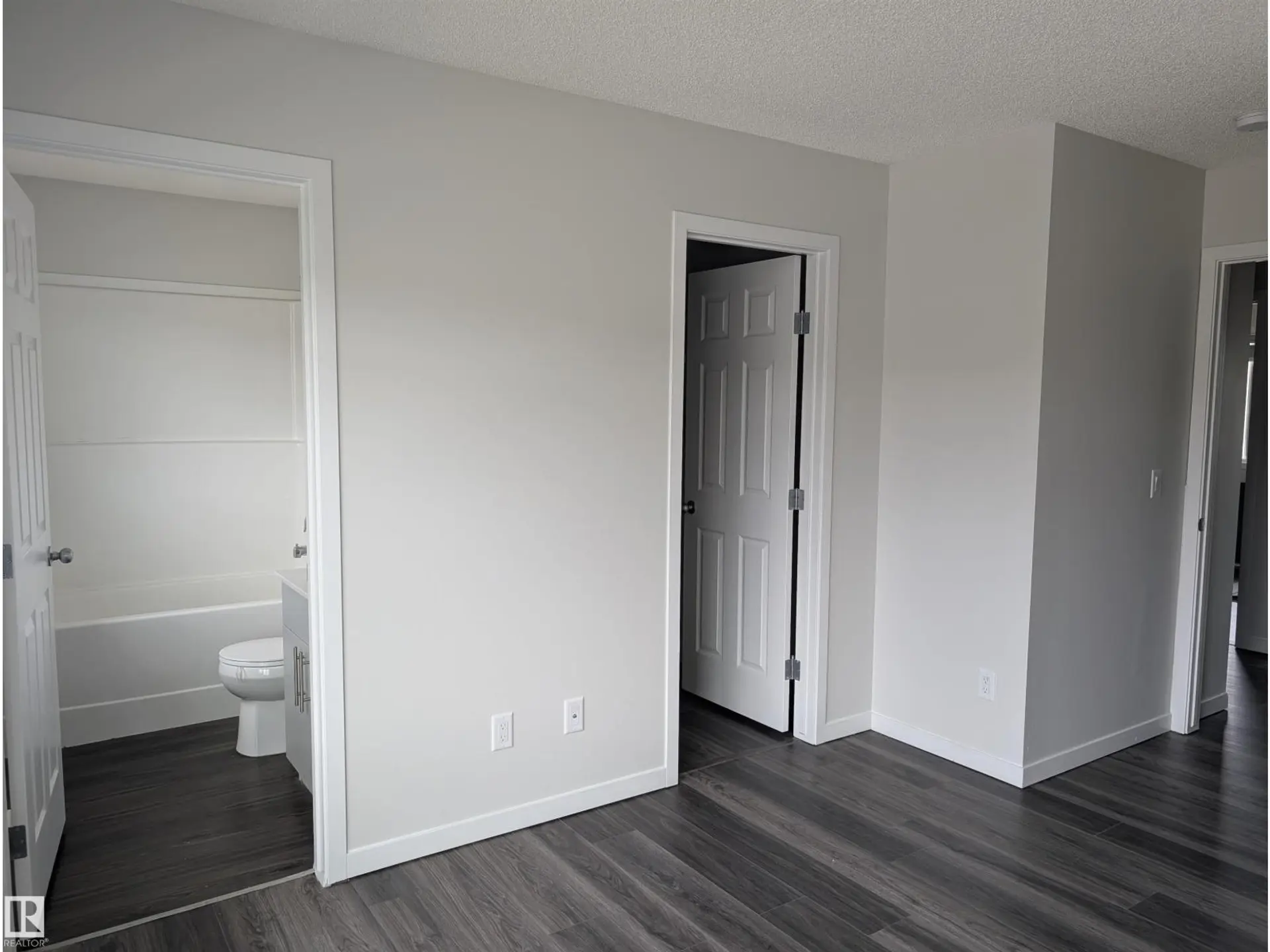 17619 49 ST NW NW - Image 9