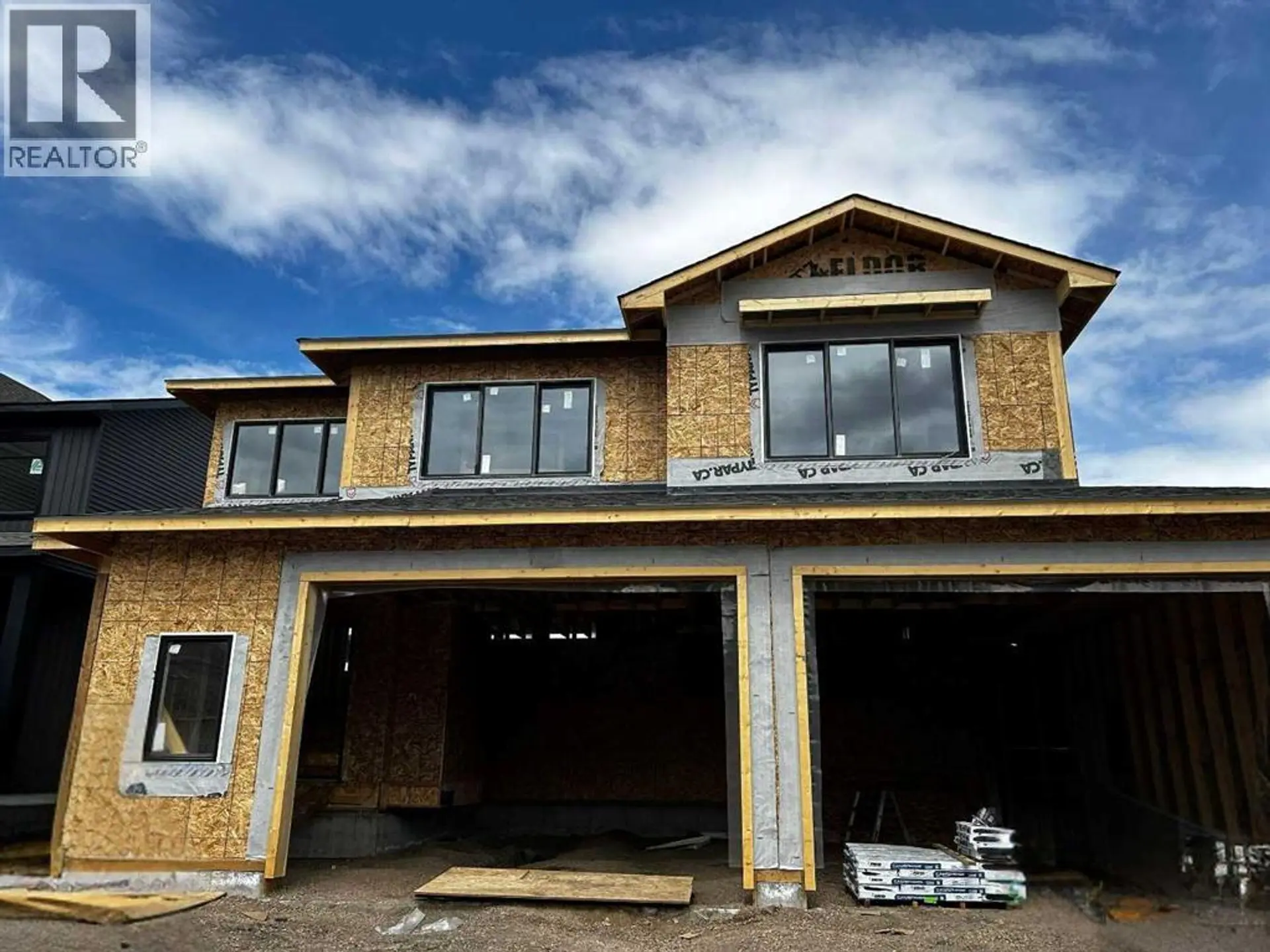 10726 145 Avenue - Image 1
