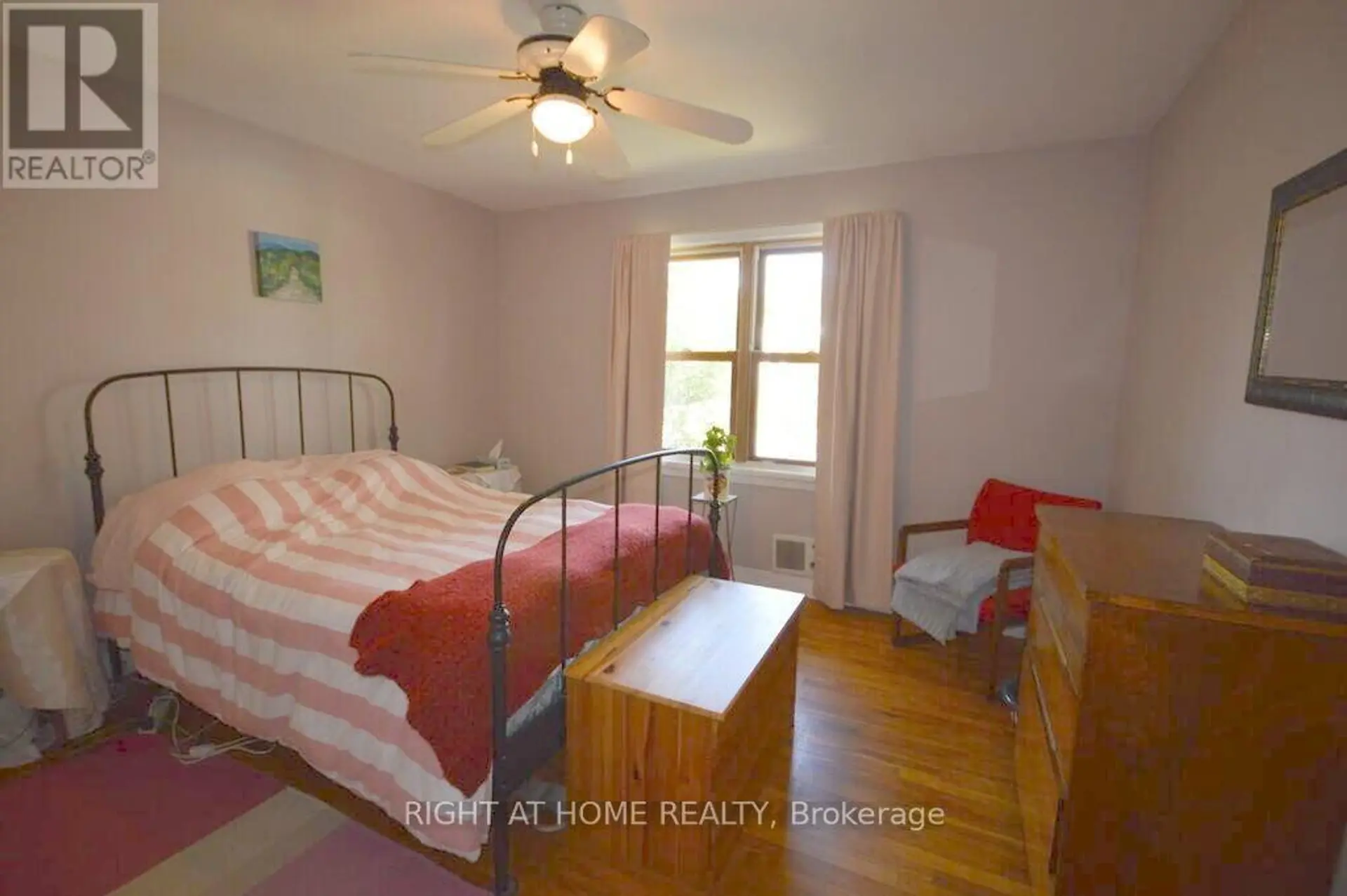 200 WOODROFFE AVENUE - Image 5