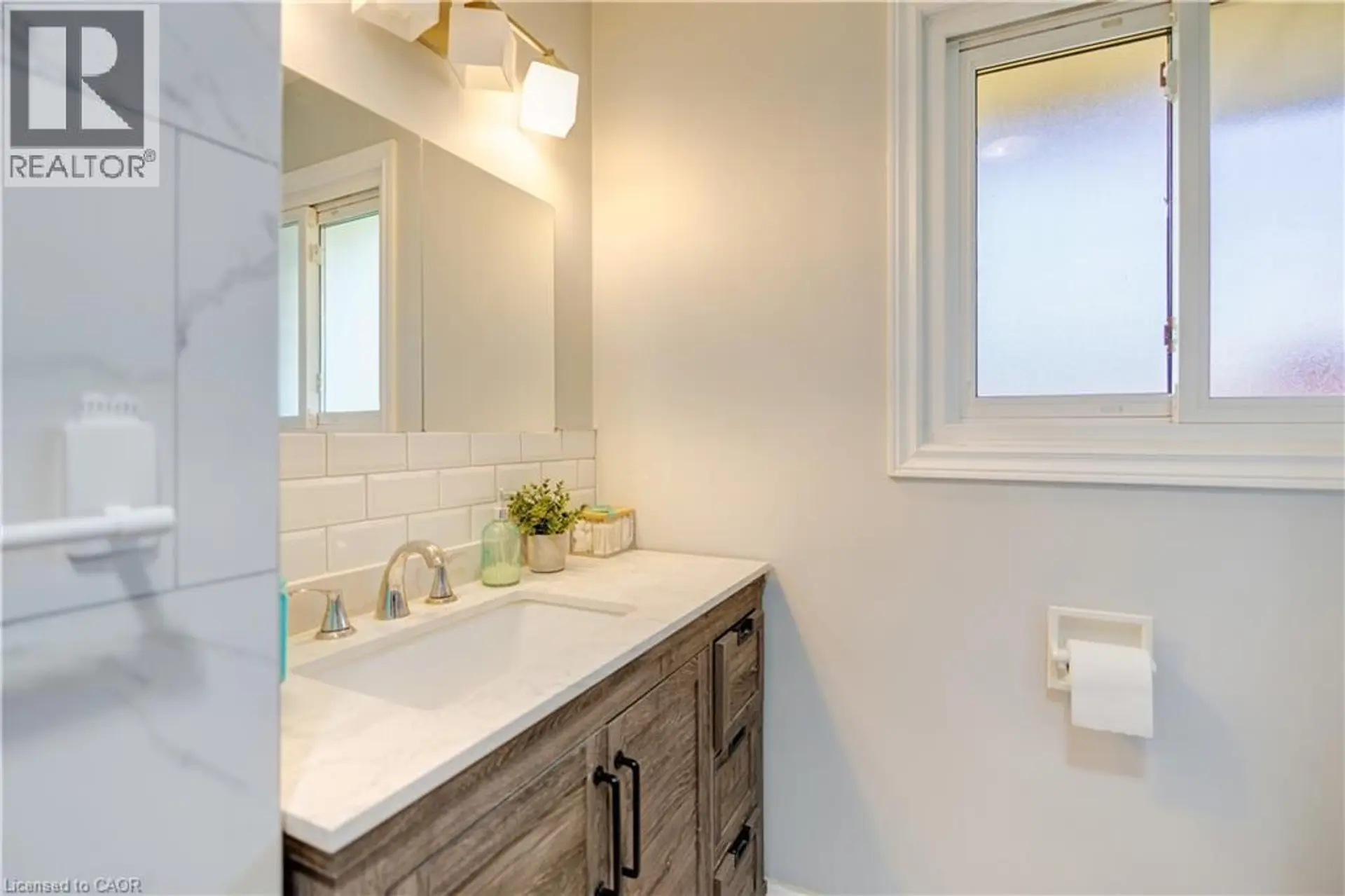 100 LAURIS Avenue - Image 7
