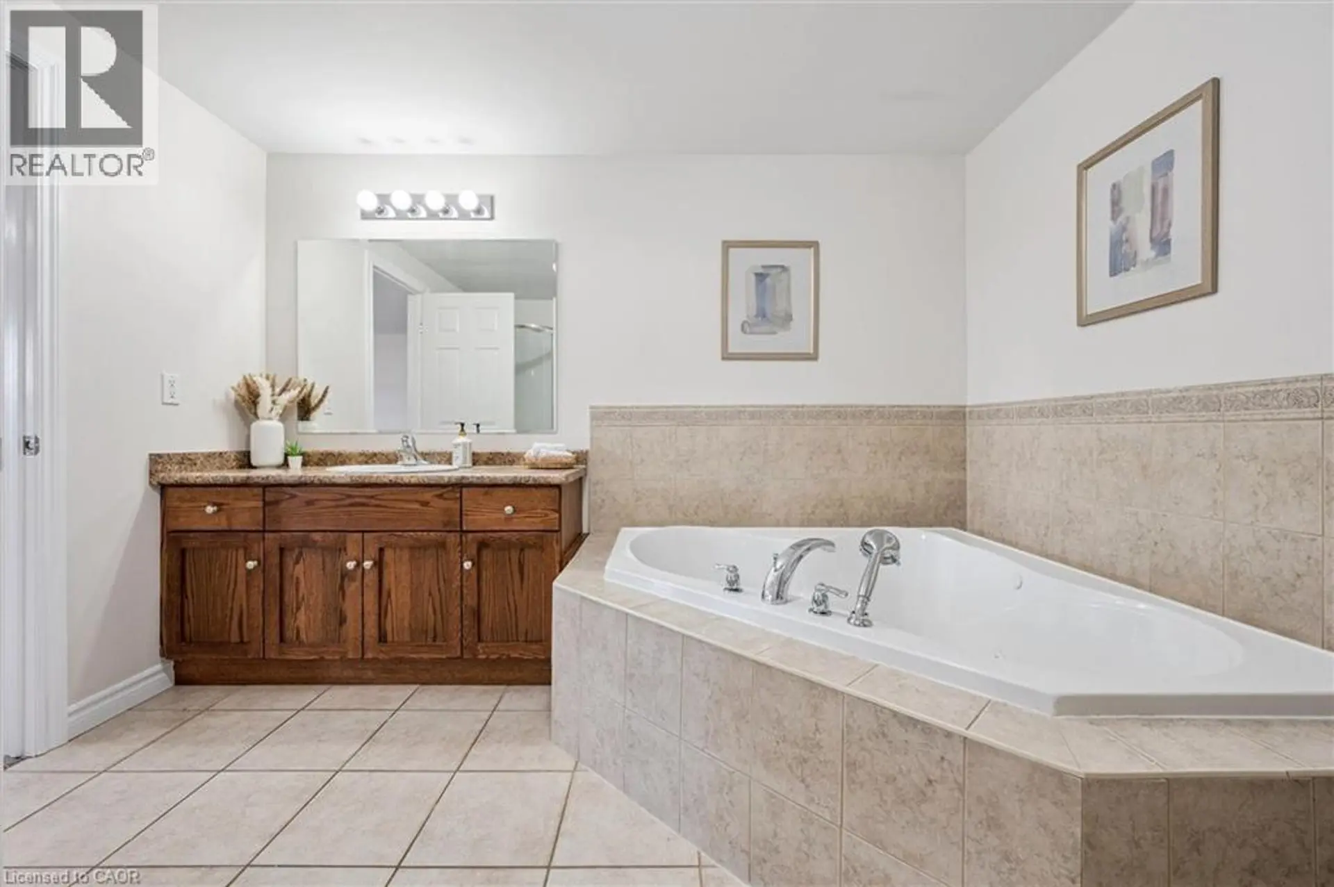 93 WASHBURN Drive - Image 12