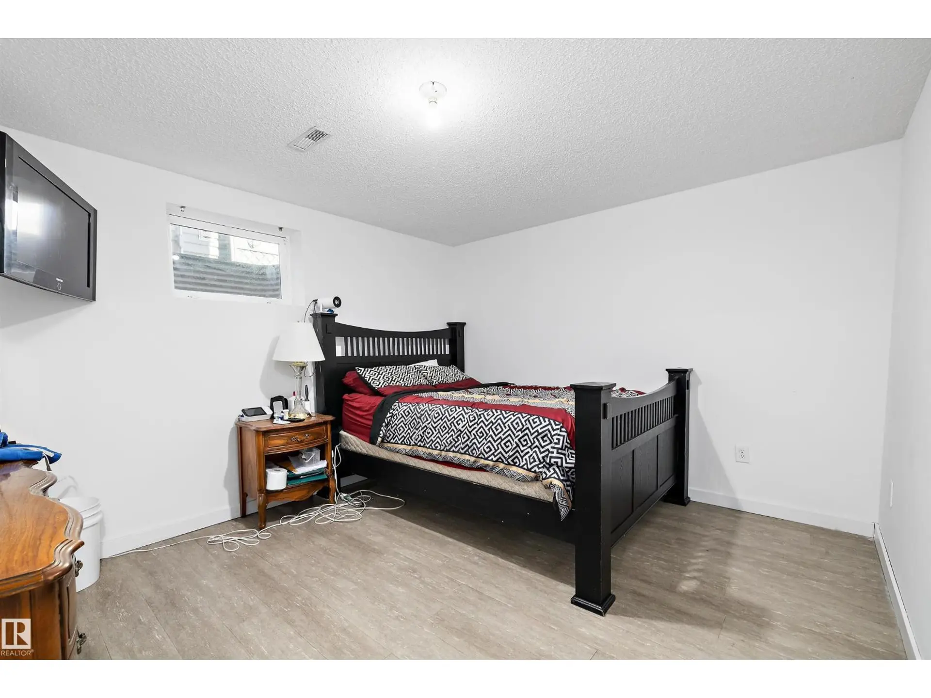 16304 43 ST NW - Image 15