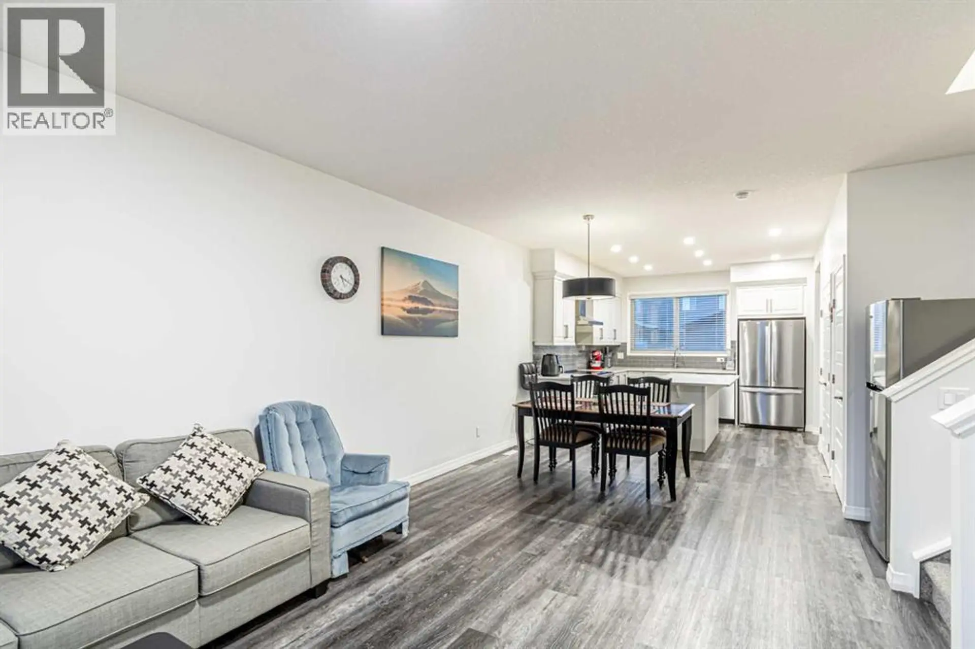 51 corner meadows Villas NE - Image 3