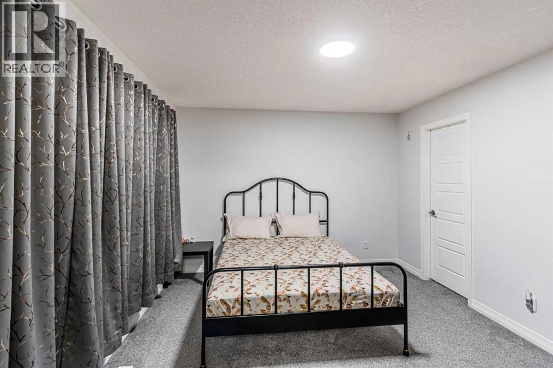 51 corner meadows Villas NE - Image 9