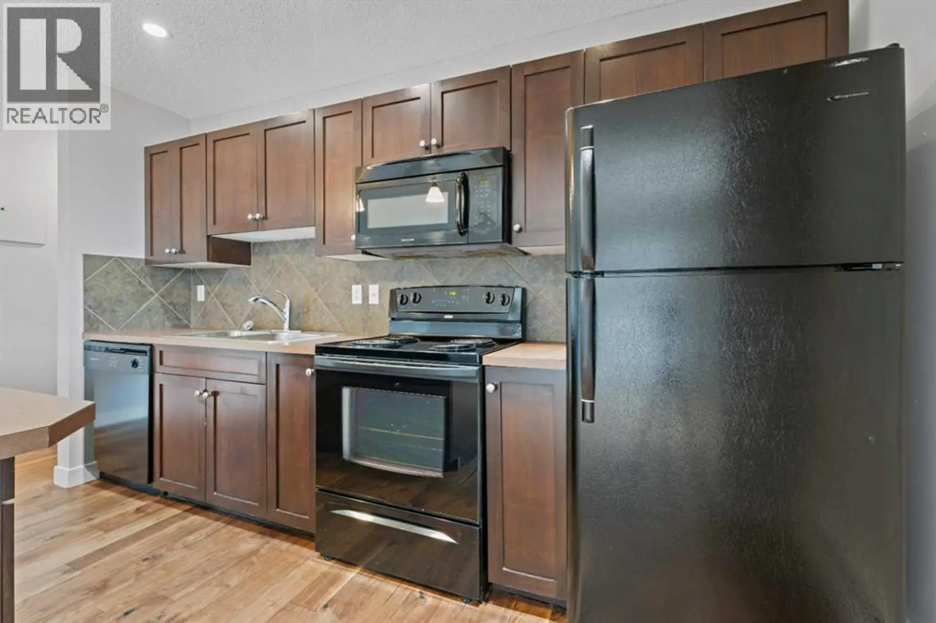 #402 1828 12 Avenue SW - Image 11