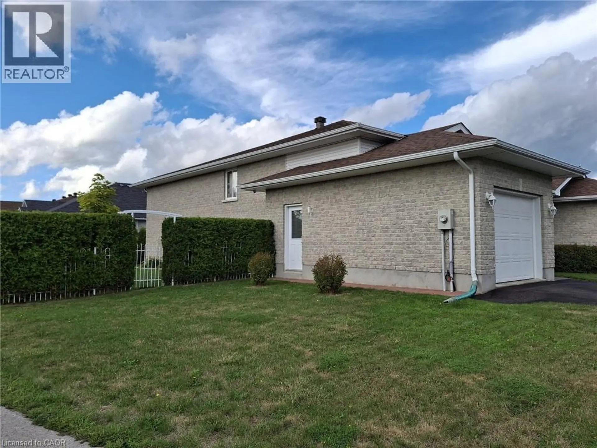 153 HERITAGE Place - Image 17