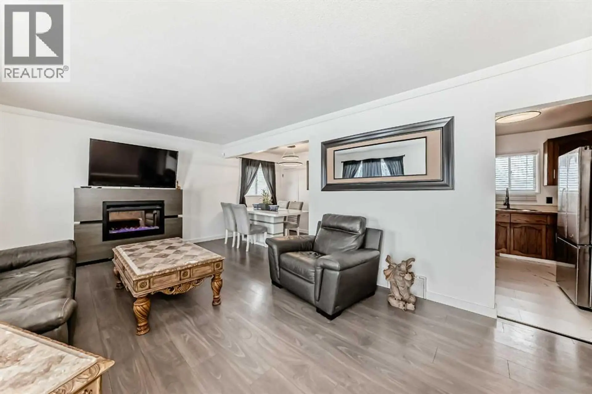 4117 45 Street - Image 1