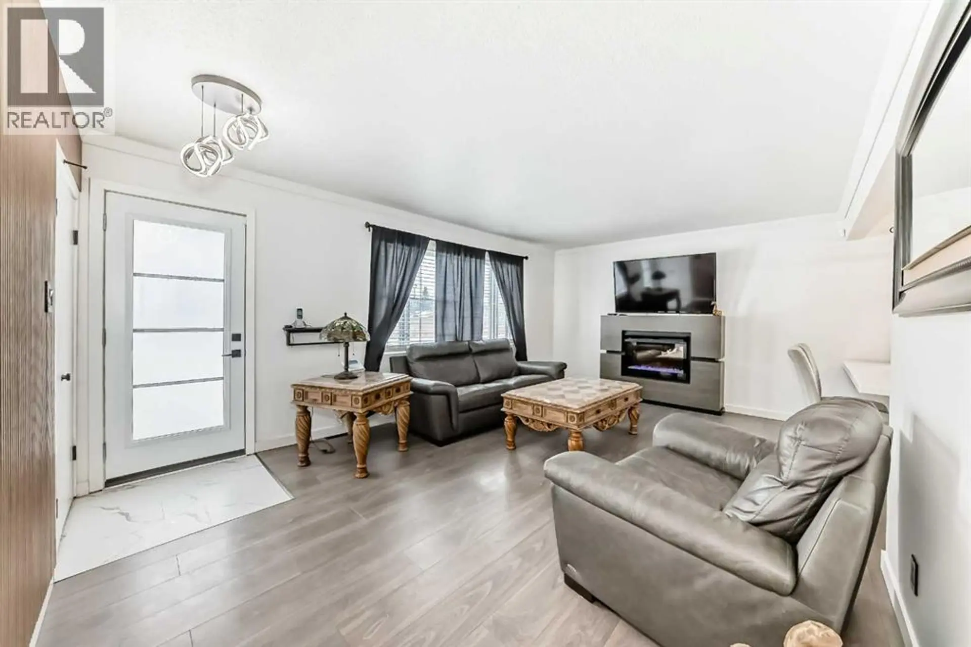 4117 45 Street - Image 4