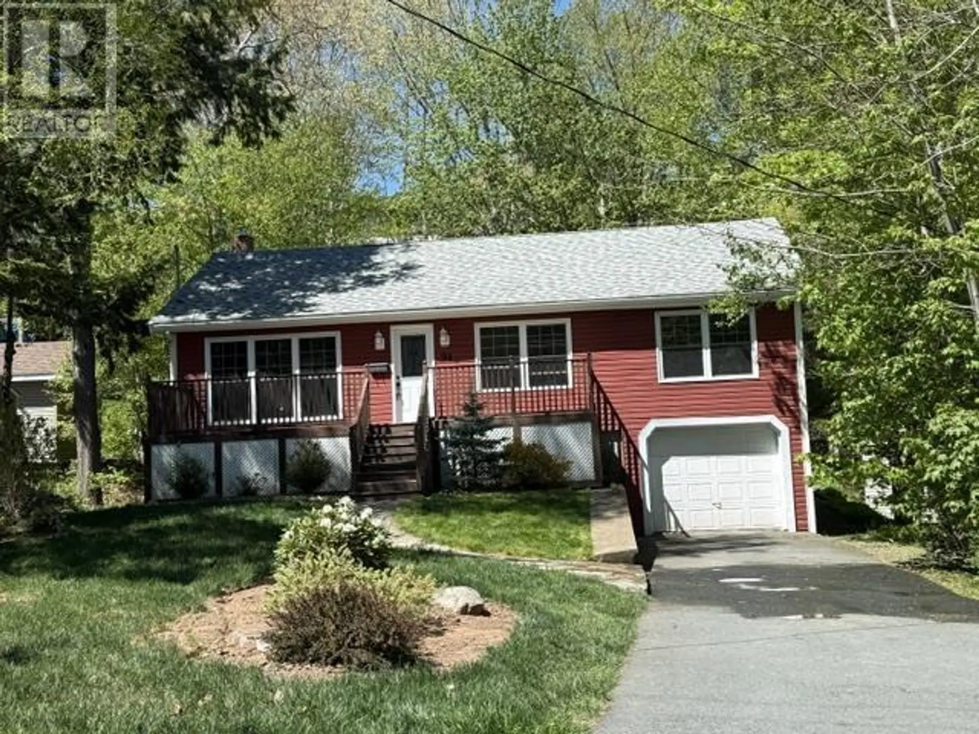 91 Meadowbrook Drive - Image 1
