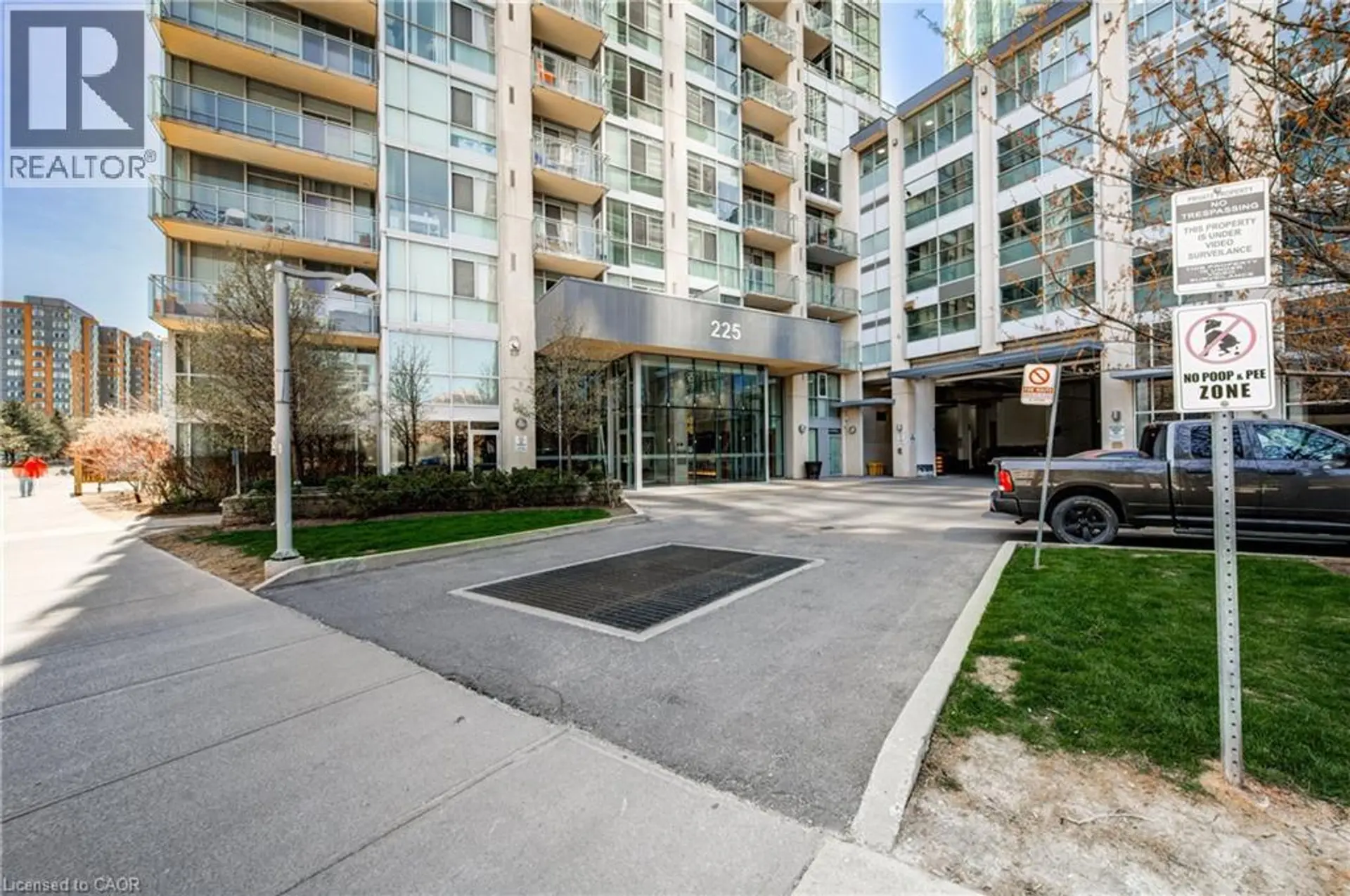 #3104 225 WEBB Drive - Image 3
