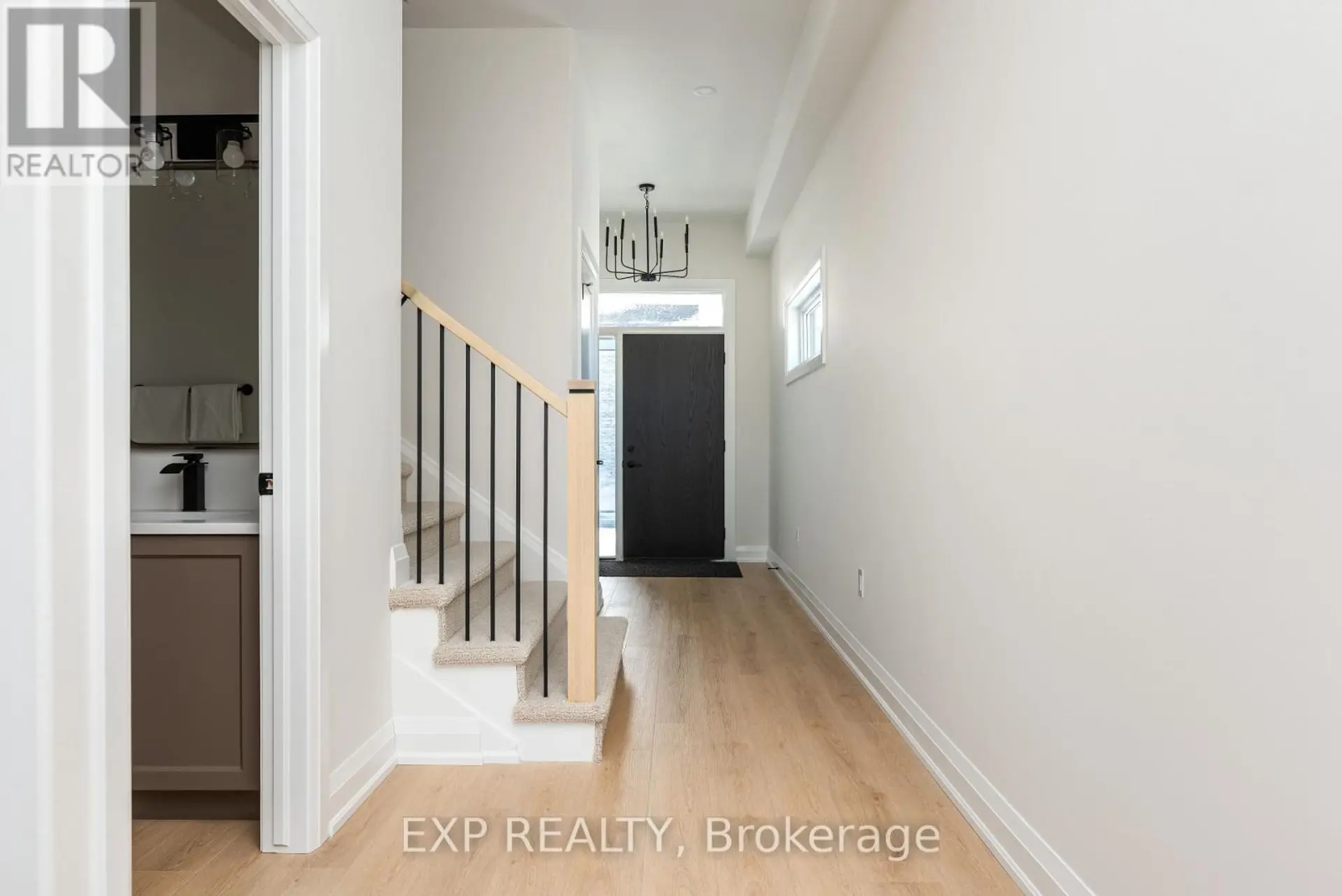 6152 CURLIN CRESCENT - Image 2
