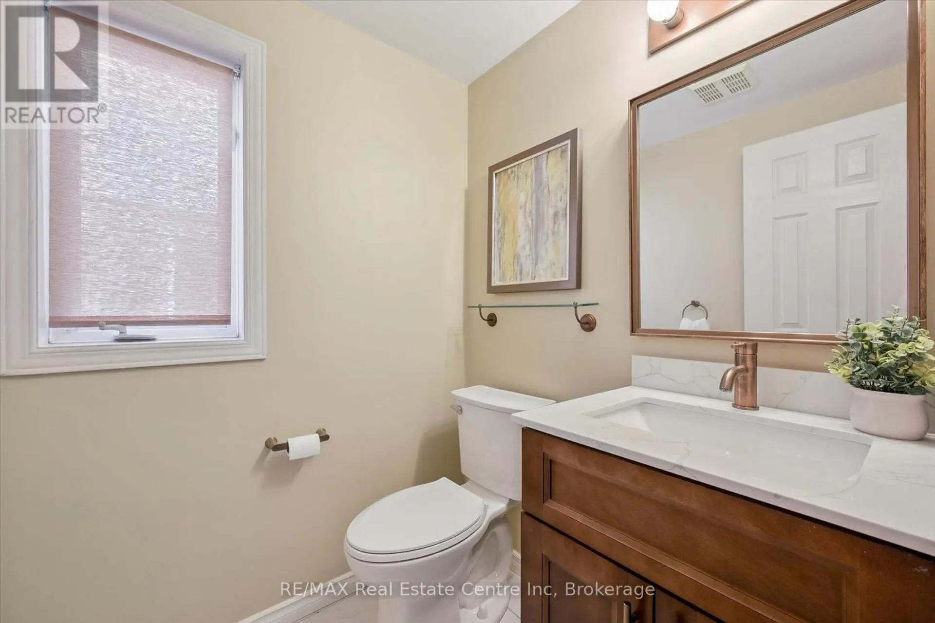 19 RYDE ROAD - Image 9