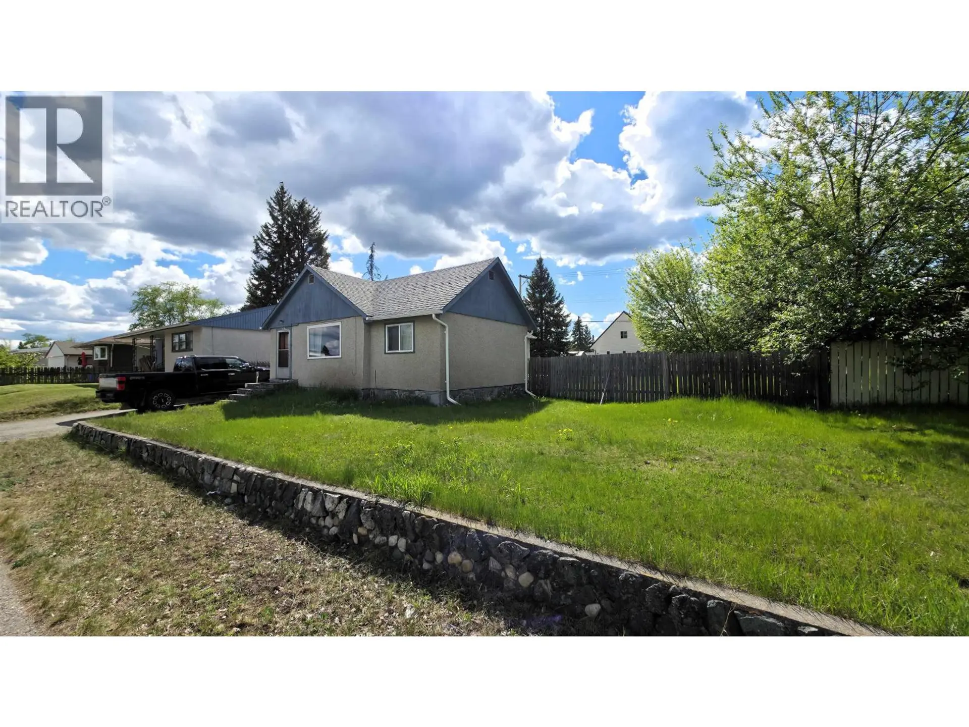 1047 CARNEY STREET - Image 1