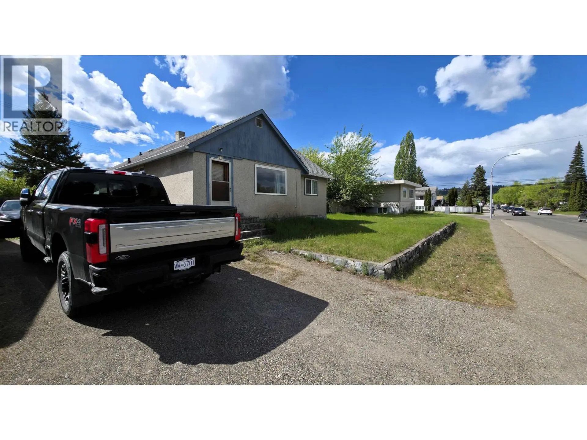 1047 CARNEY STREET - Image 11