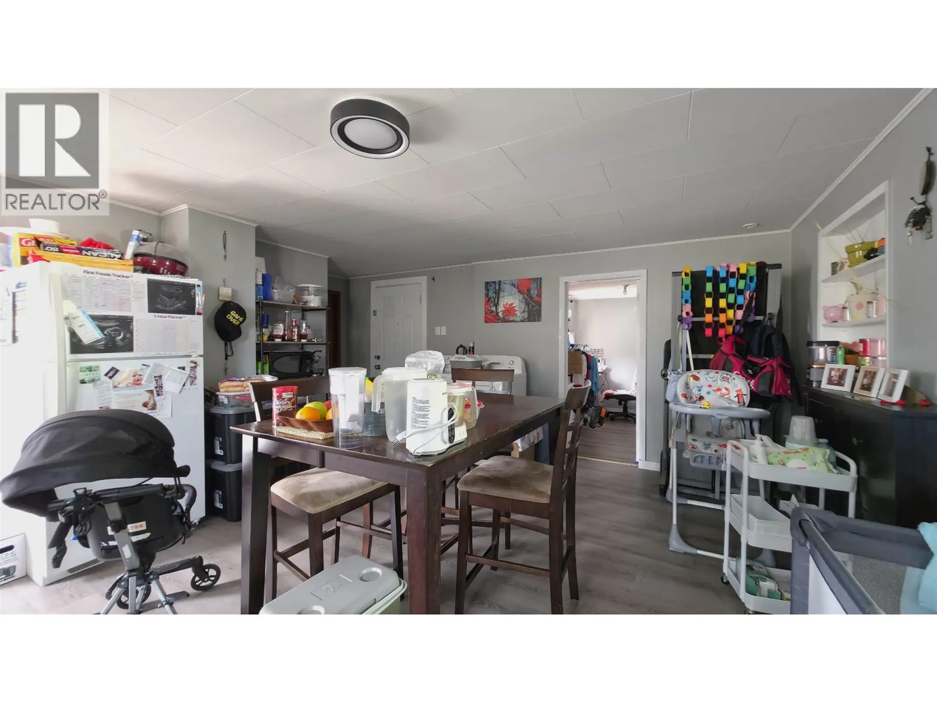 1047 CARNEY STREET - Image 4