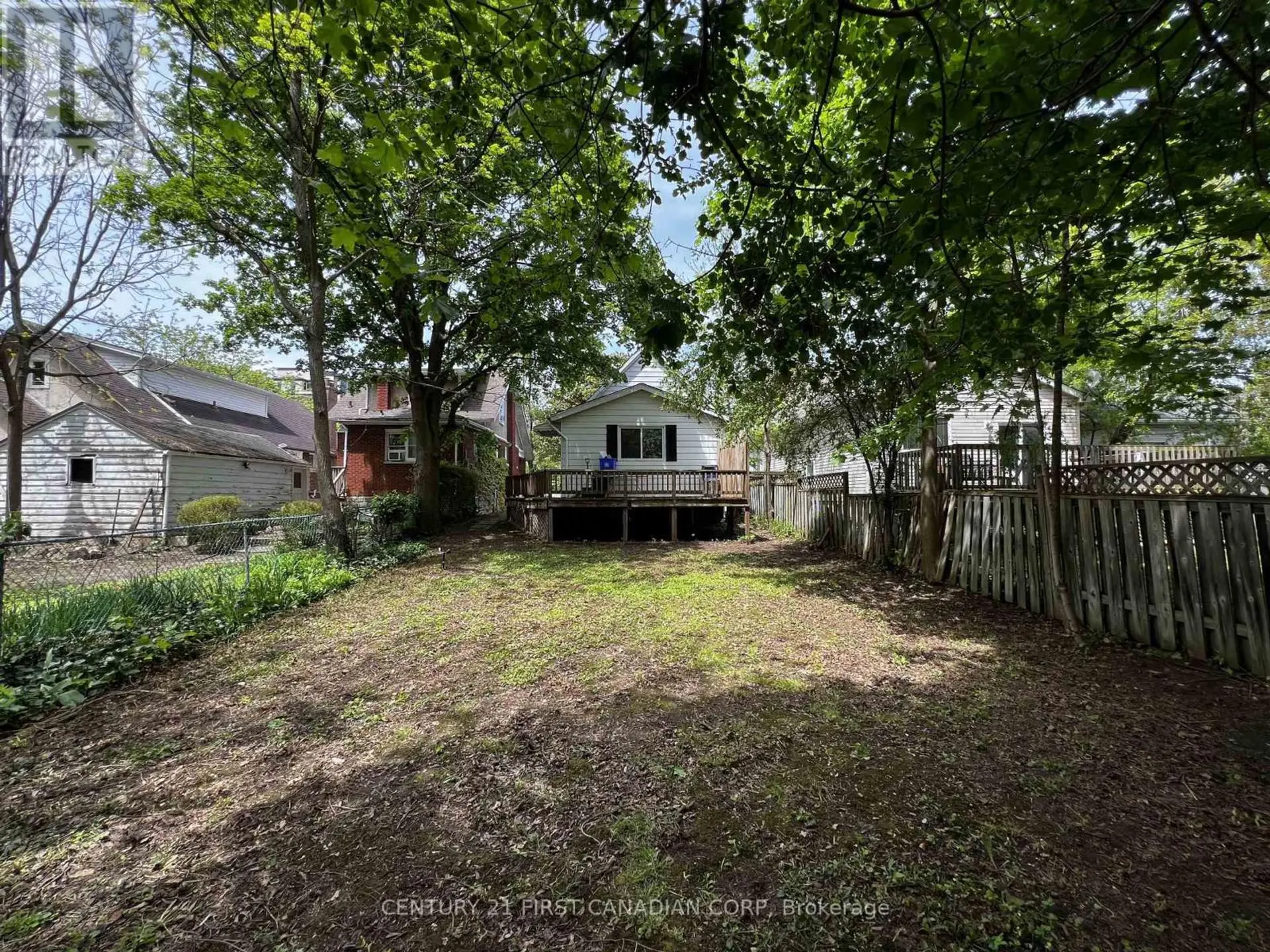 215 BERNARD AVENUE - Image 9