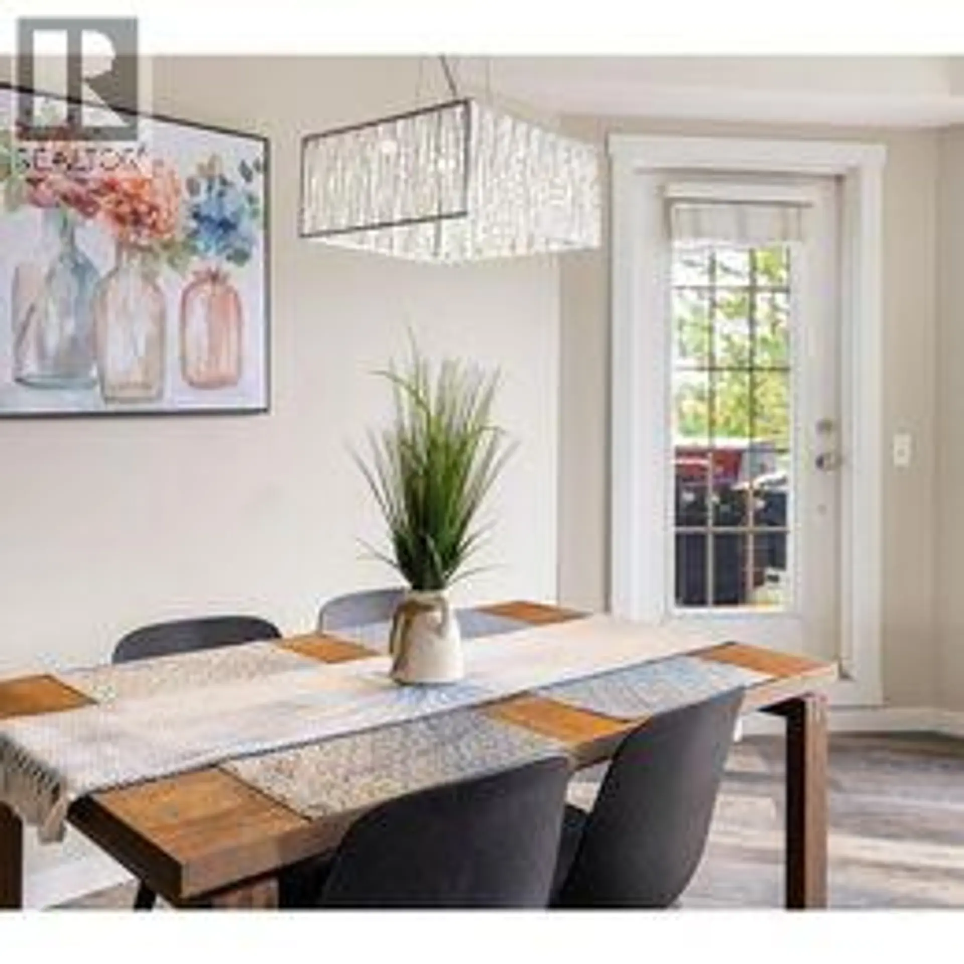 #1110 1875 Country Club Drive - Image 6