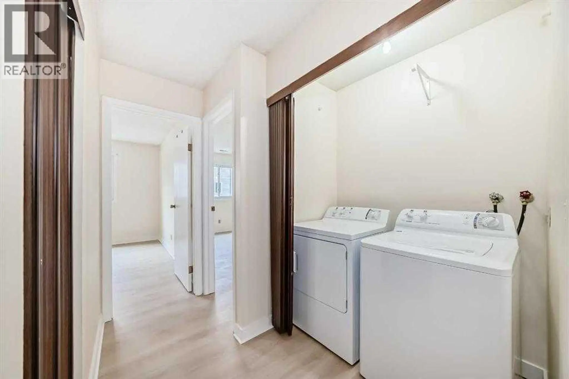 #702 1540 29 Street NW - Image 12