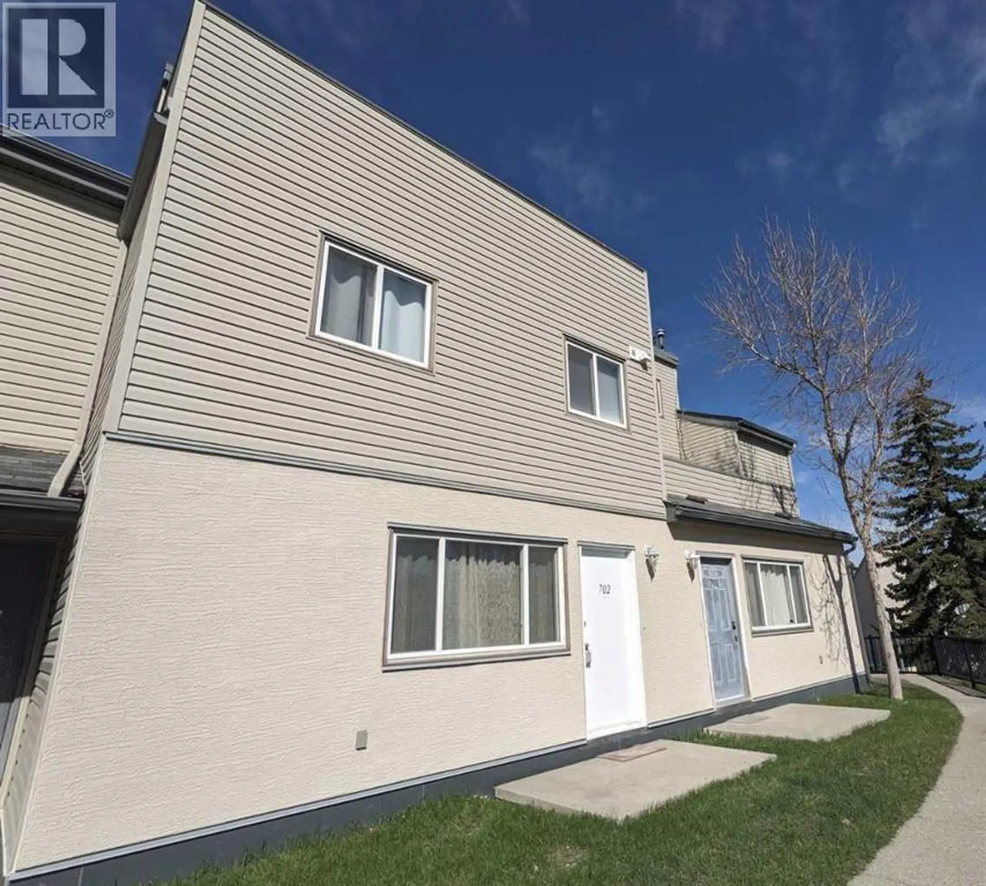 #702 1540 29 Street NW - Image 1