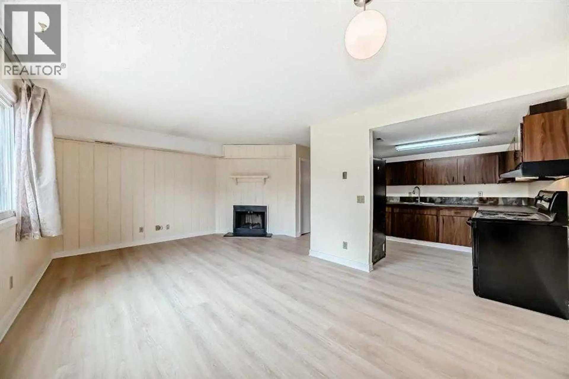 #702 1540 29 Street NW - Image 6