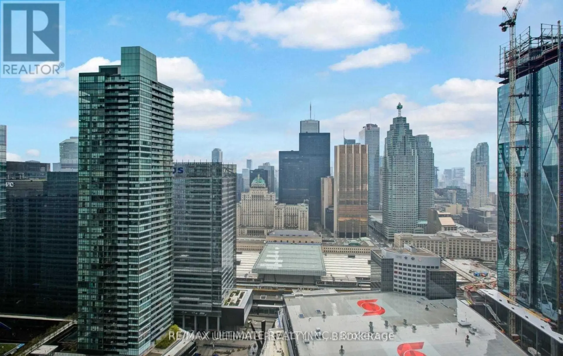 #4203 88 HARBOUR STREET - Image 17