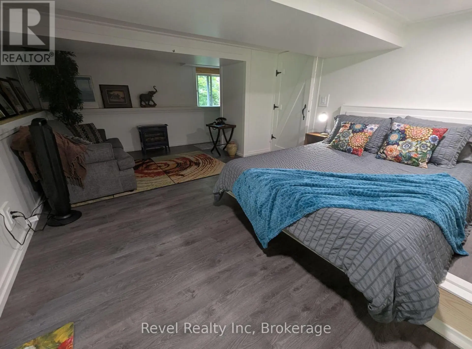 22 CAMP ROAD - Image 14