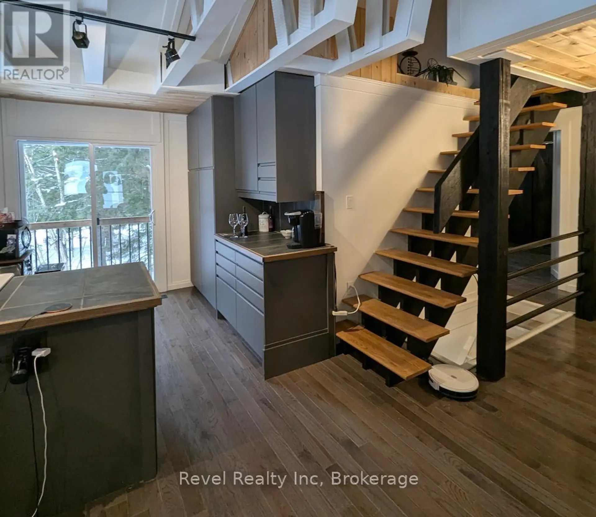 22 CAMP ROAD - Image 9