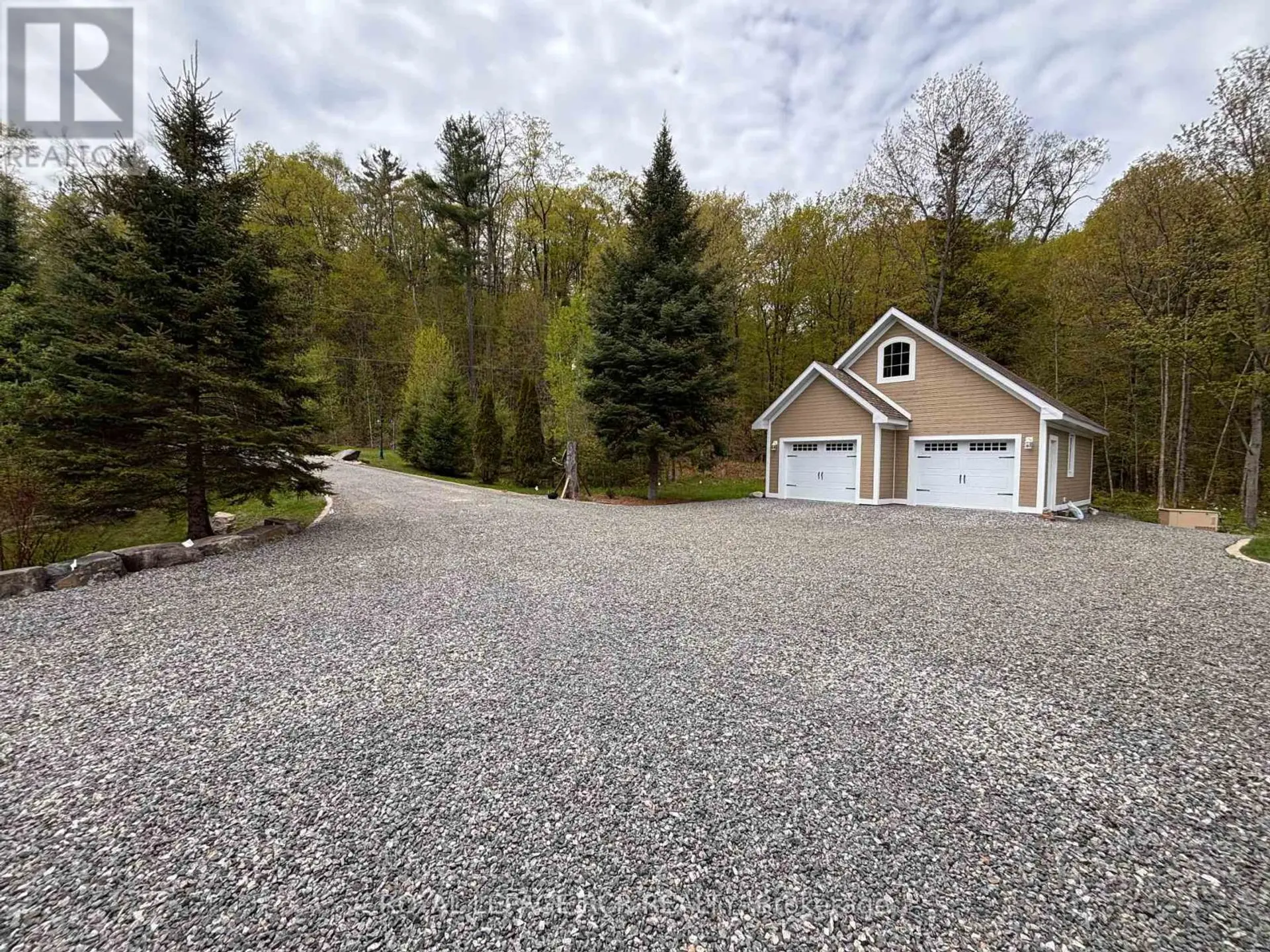 4 MCGREGOR WAY - Image 16