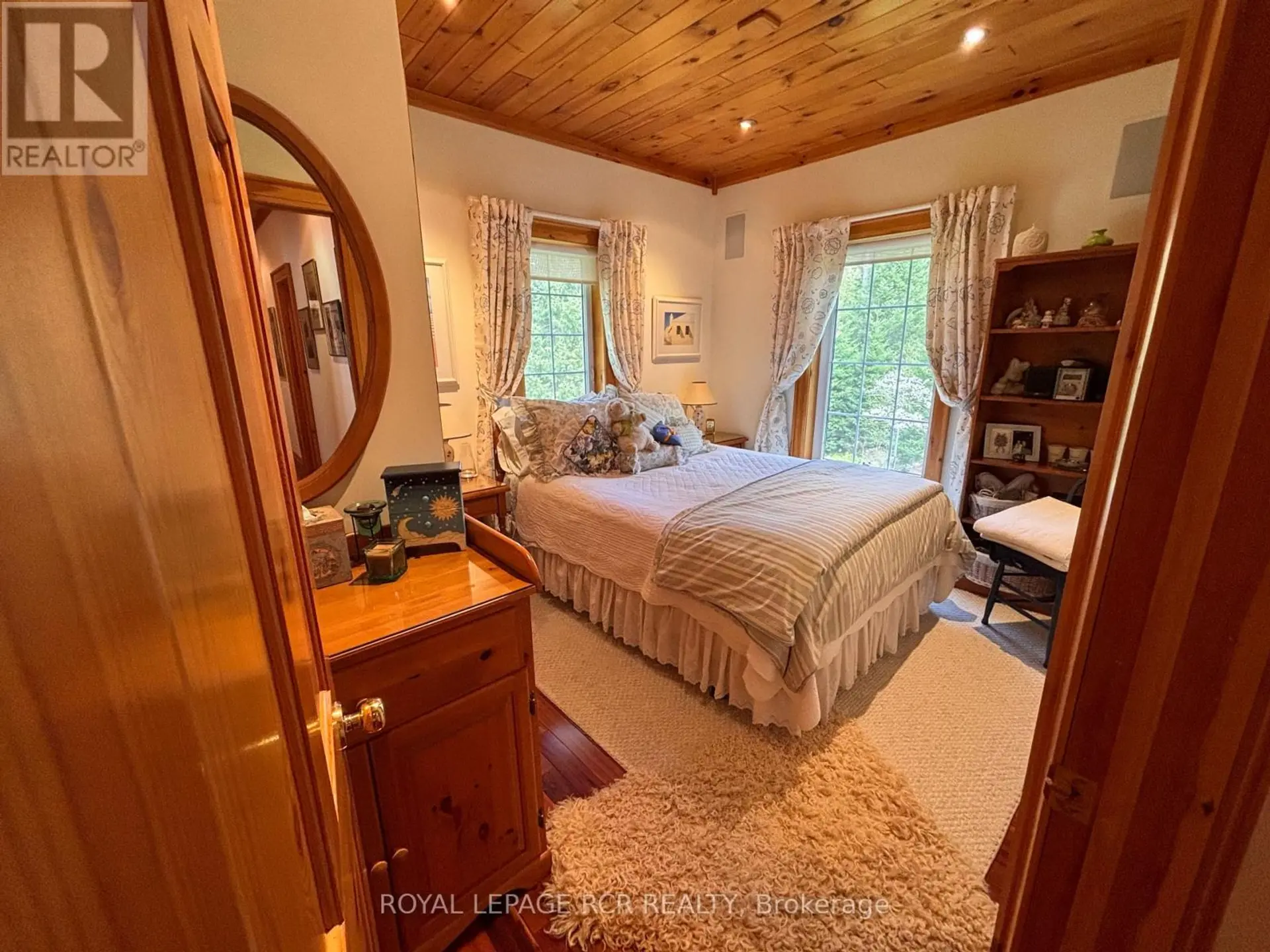 4 MCGREGOR WAY - Image 9