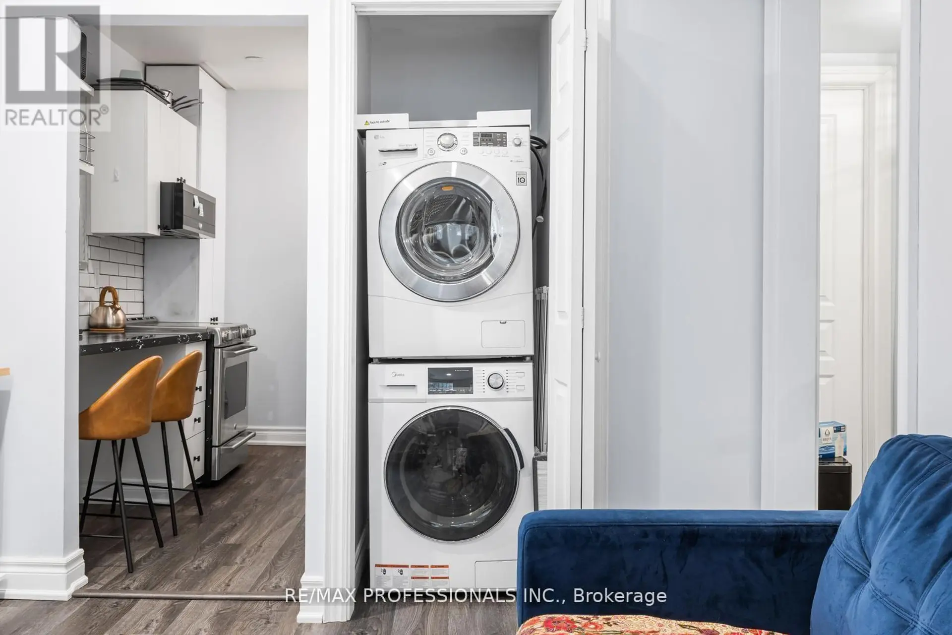 #105 412 JARVIS STREET - Image 16