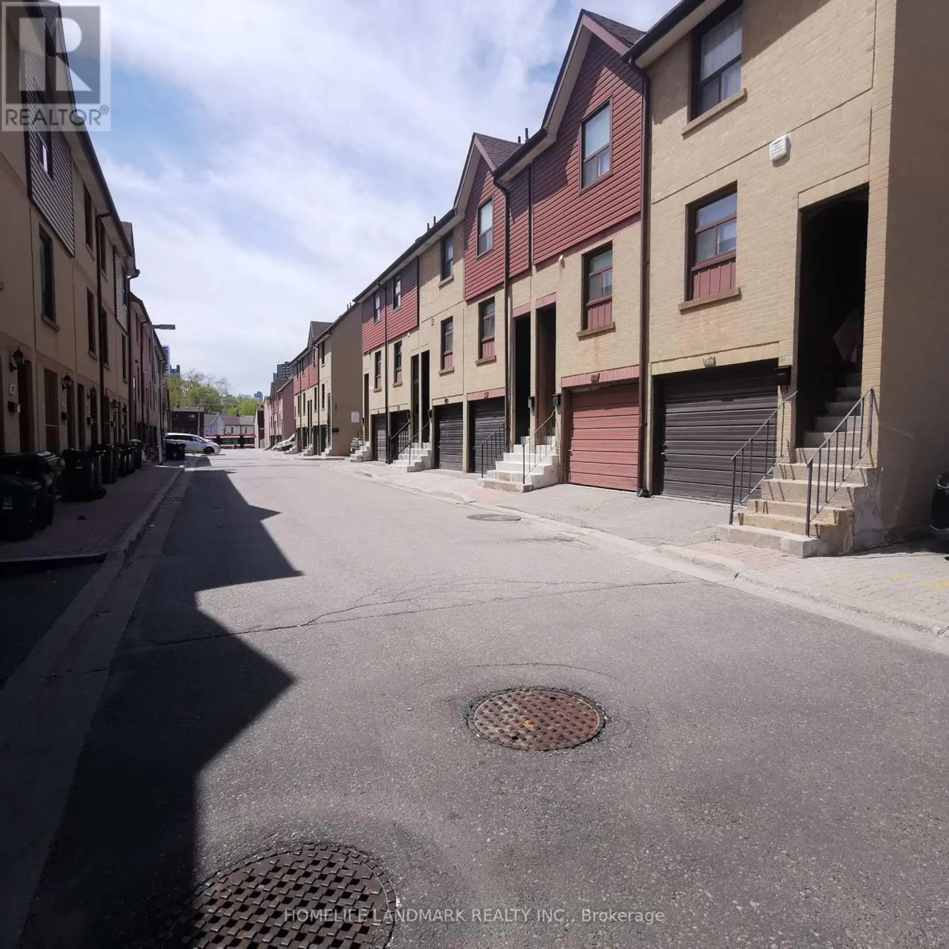 #123 275 BROADVIEW AVENUE - Image 1