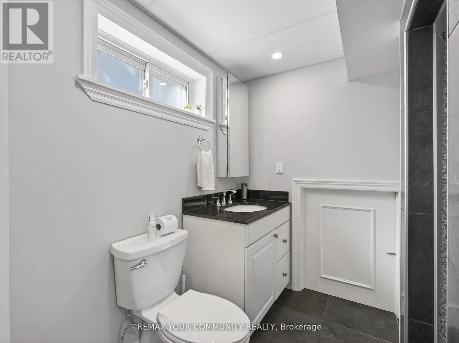 107 ORCHARD HEIGHTS - Image 14