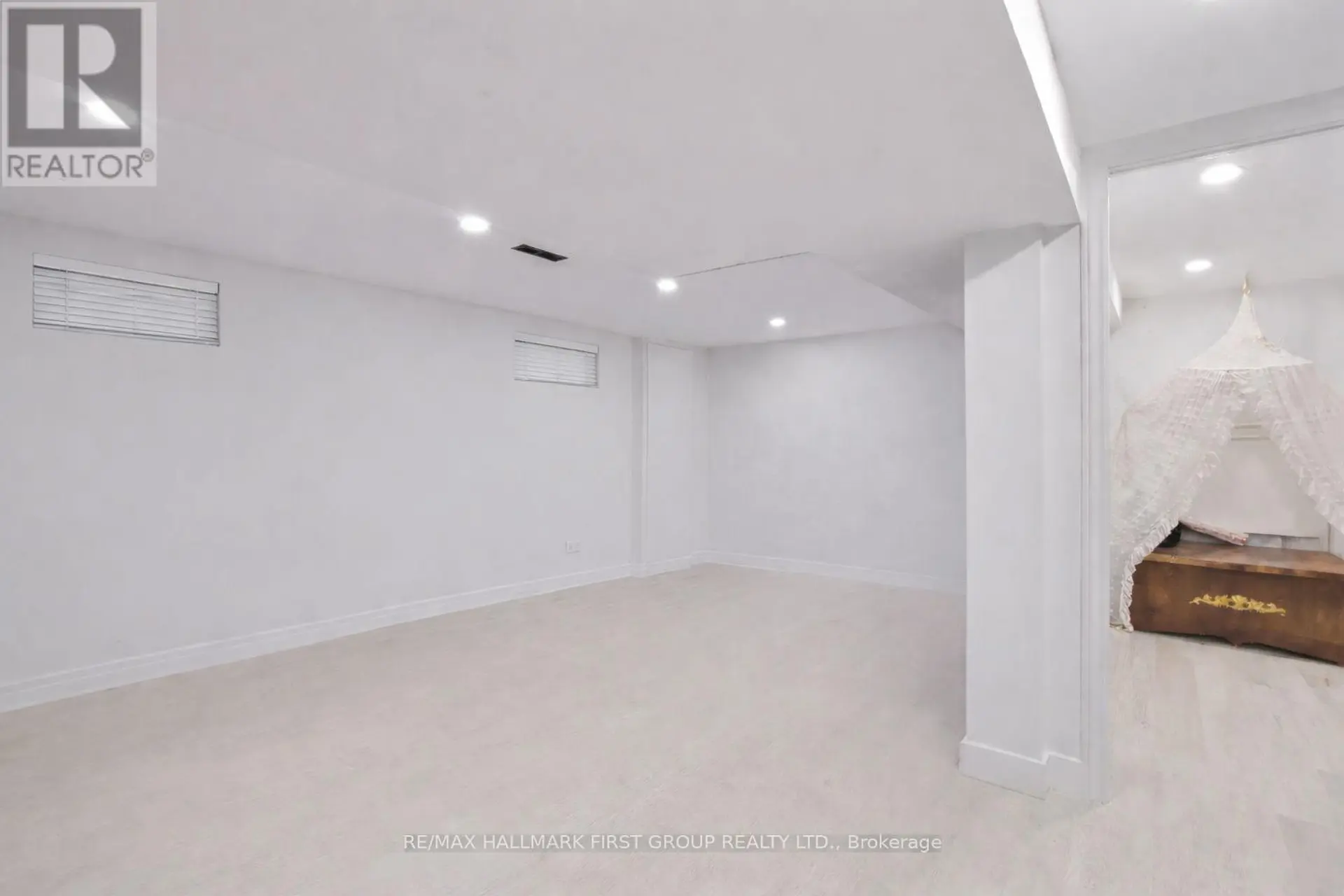 7 DAWSON CRESCENT - Image 16