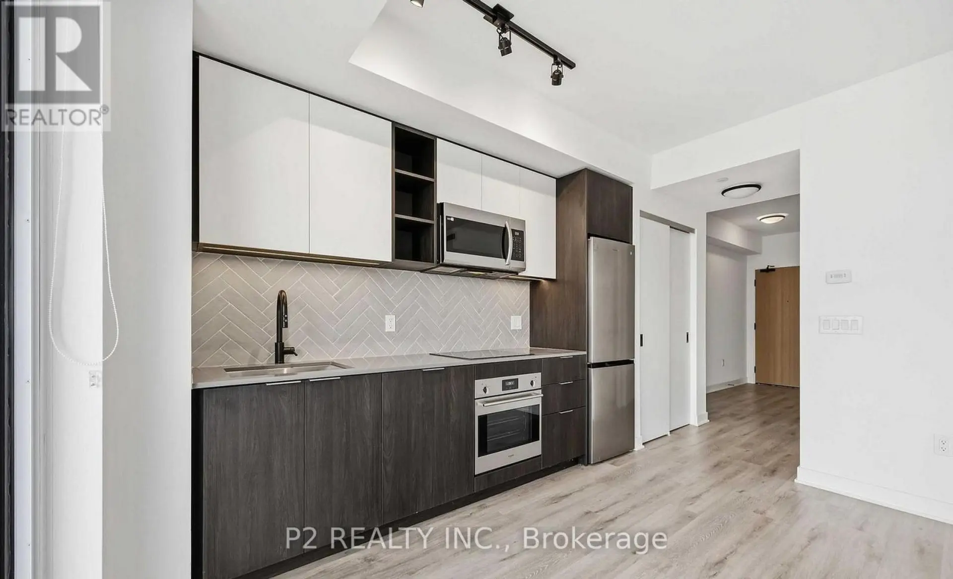 #3510 36 ZORRA STREET - Image 8