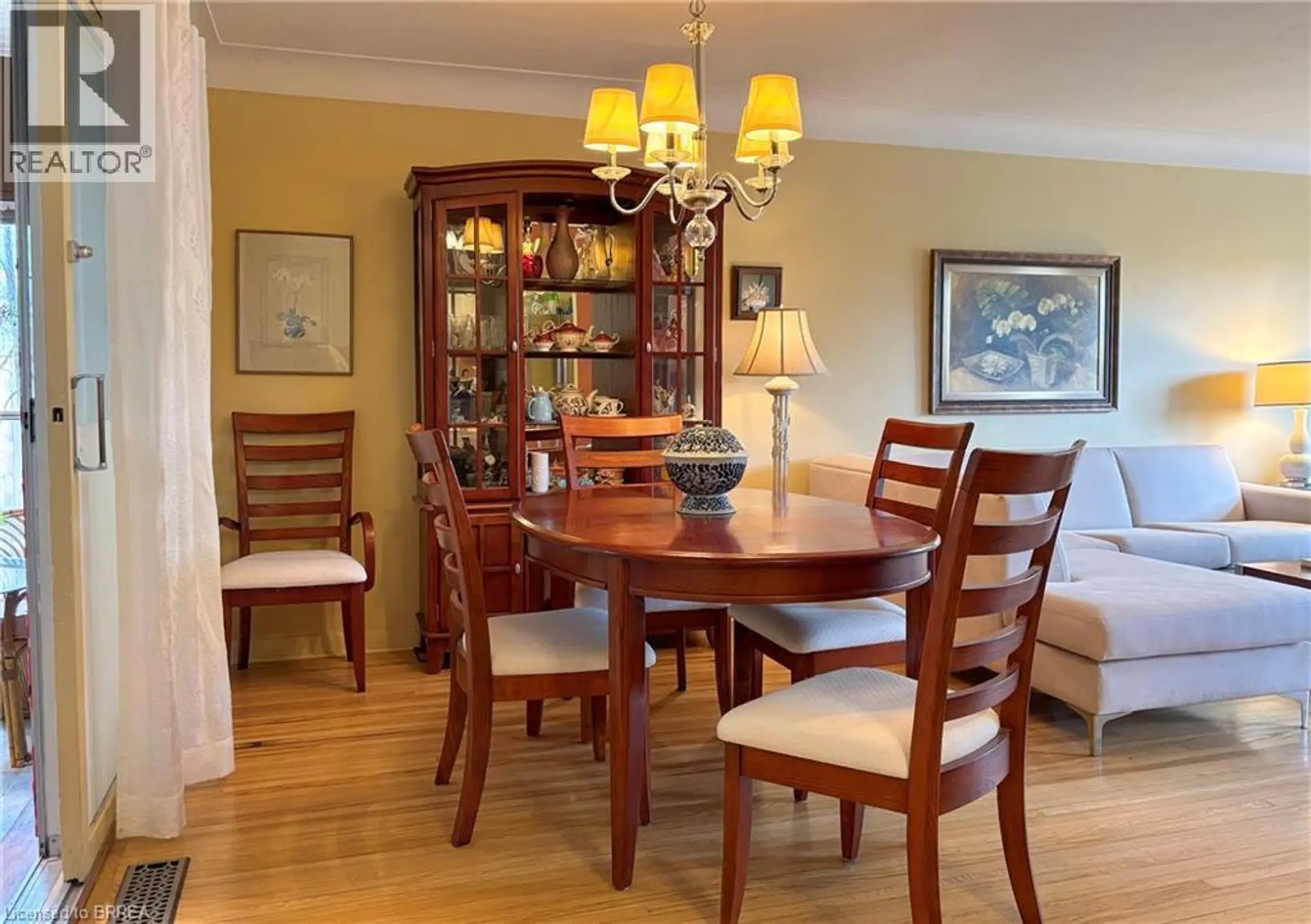 38 SLATER Street - Image 4