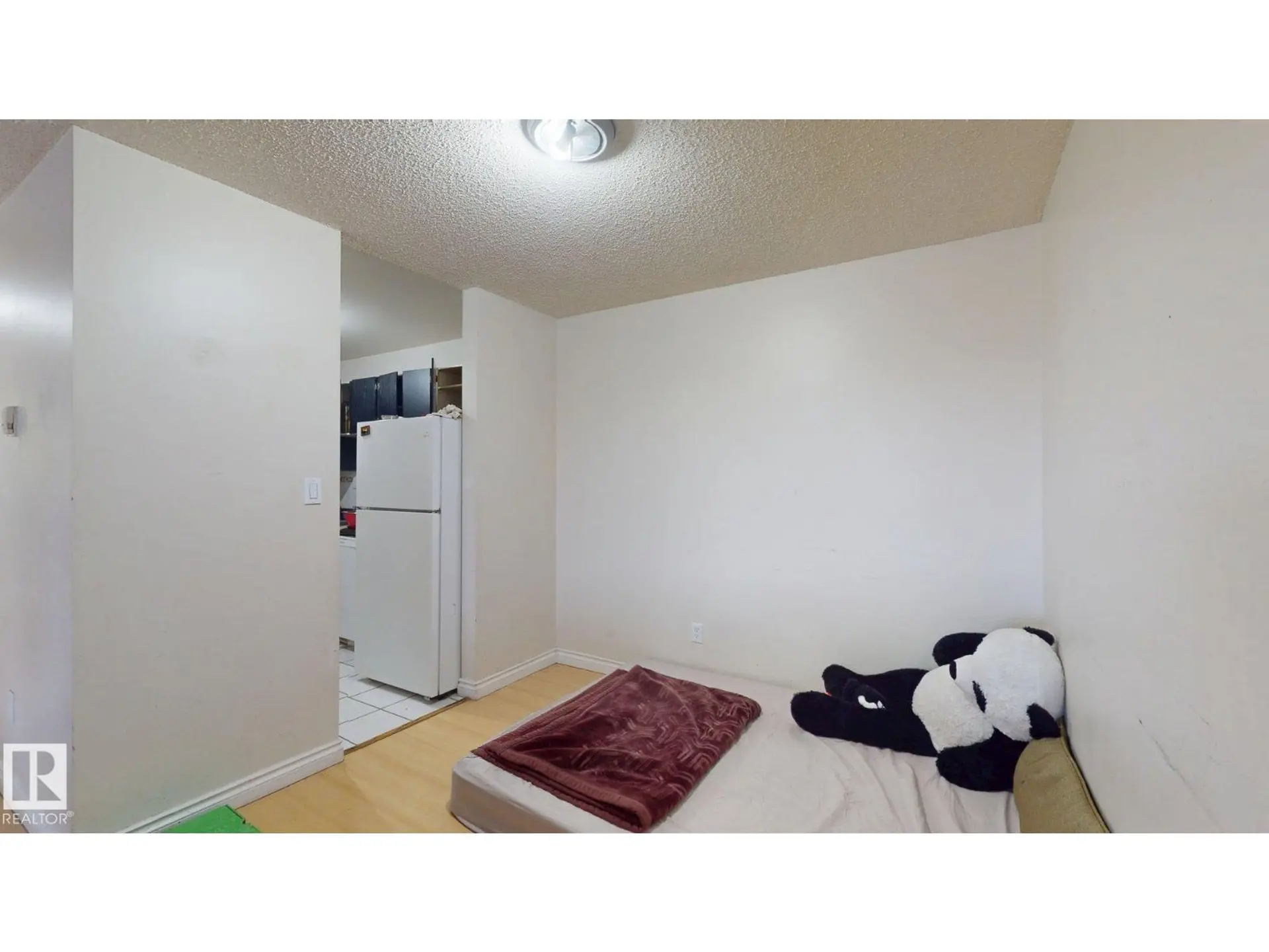 #402 2624 milwwods RD NW NW - Image 7
