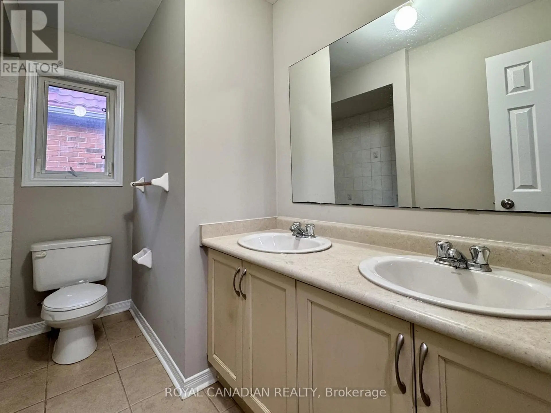 10 GUINEVERE ROAD - Image 13