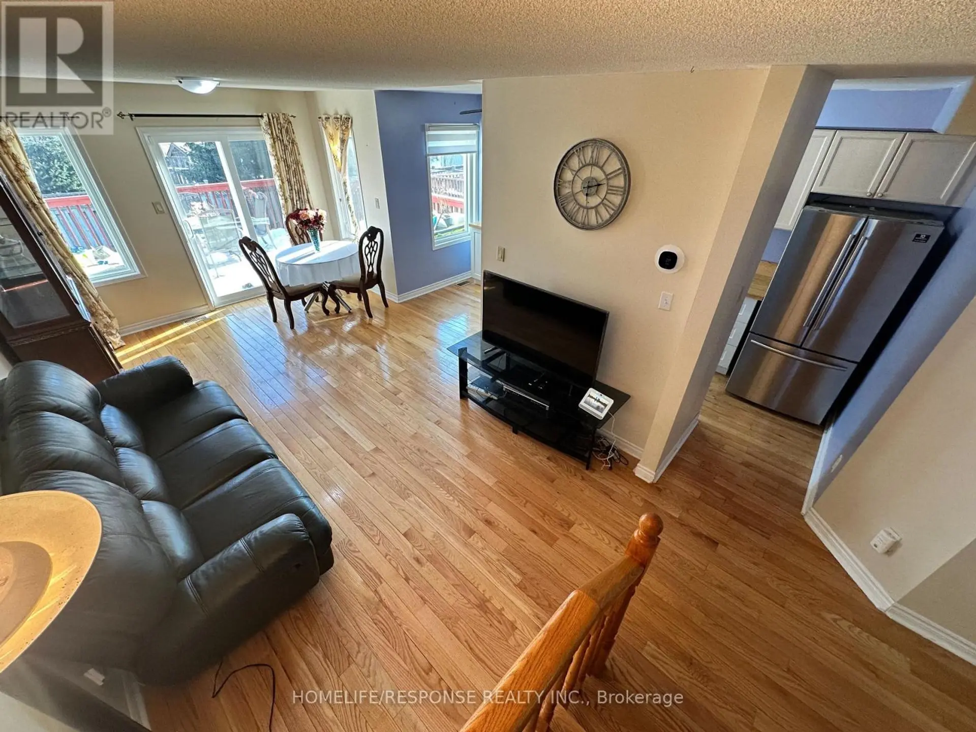 89 RAVENSCLIFFE COURT - Image 3