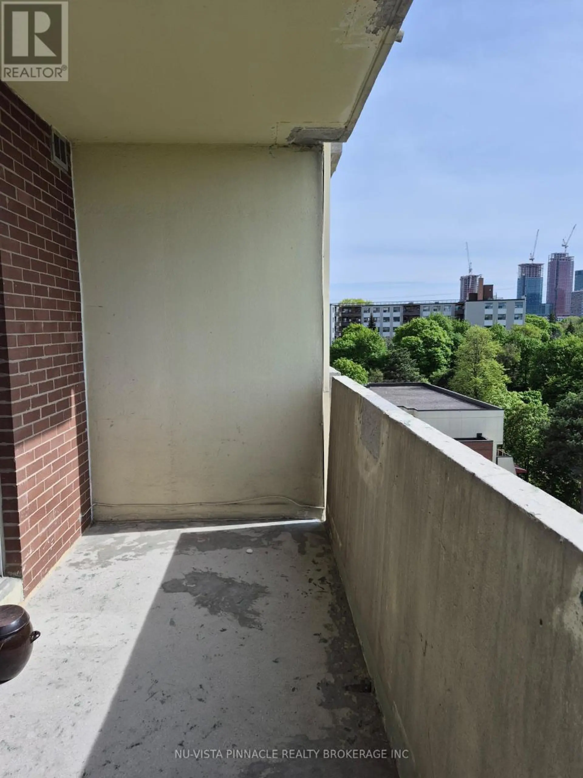 #612 1 MASSEY SQUARE - Image 13