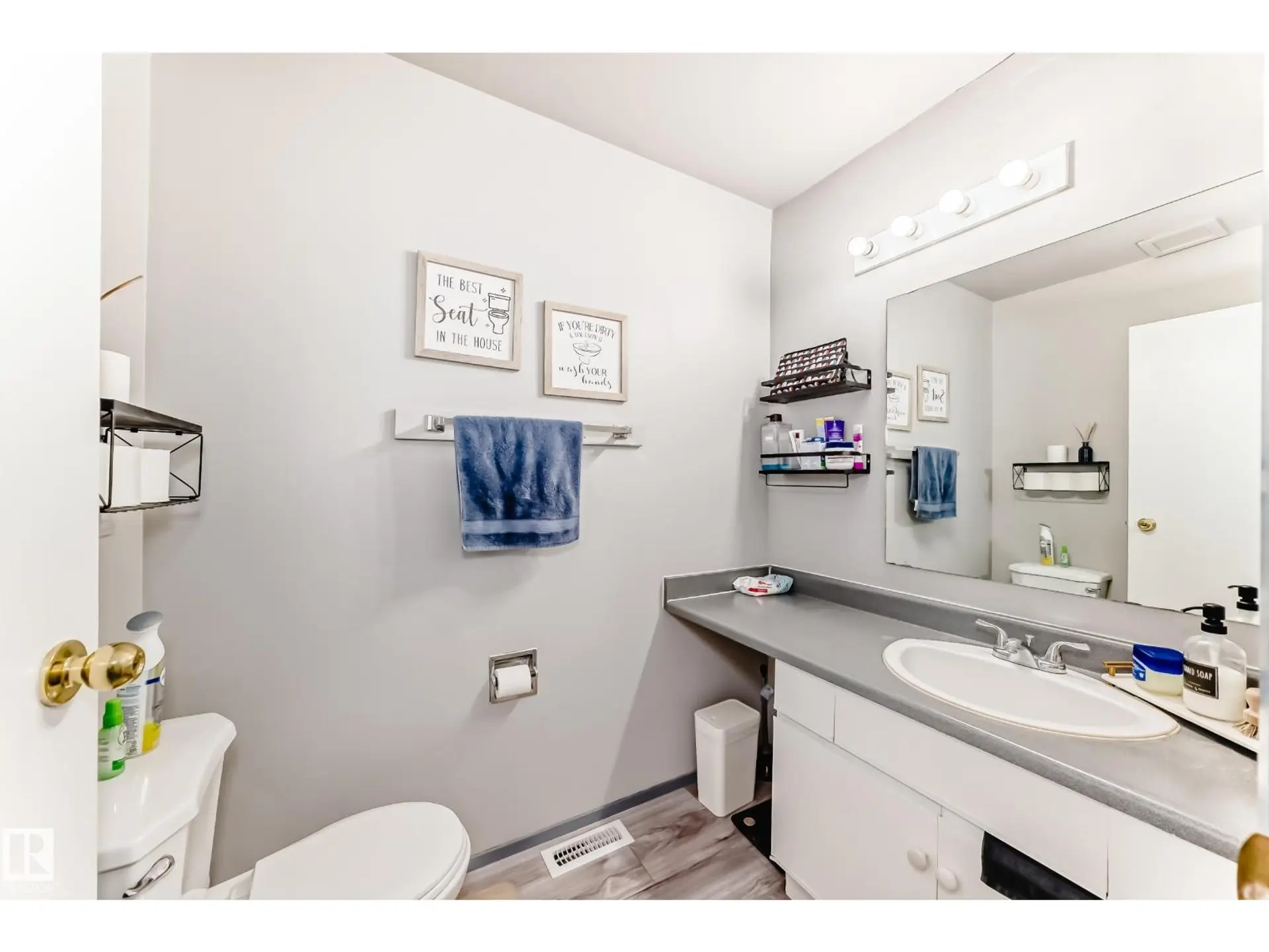 214A WARWICK RD NW - Image 11