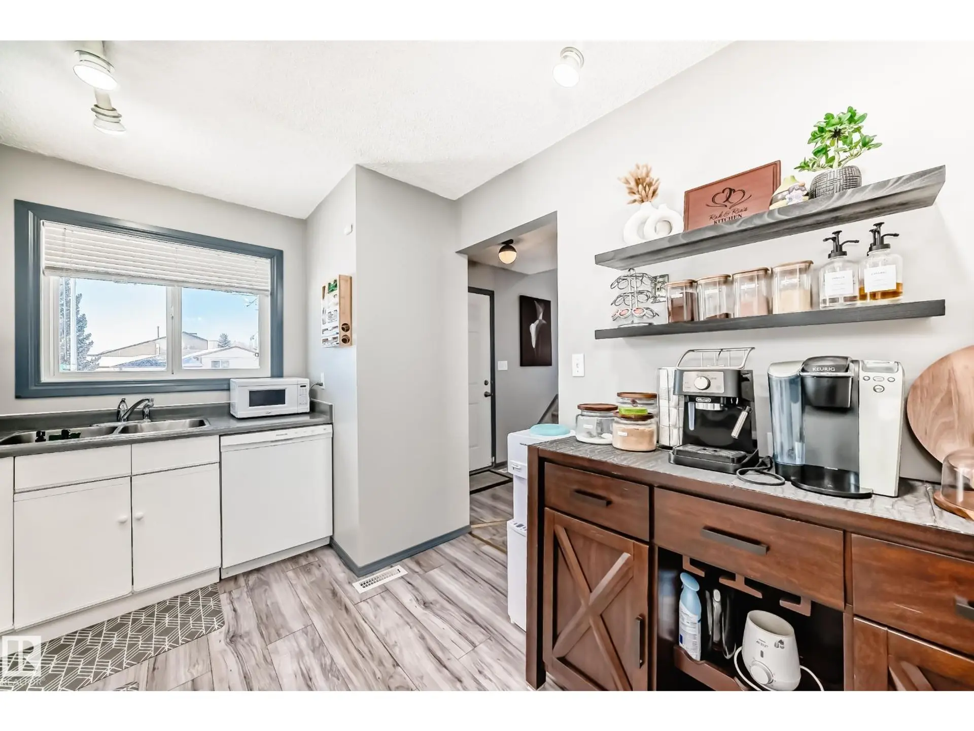 214A WARWICK RD NW - Image 6