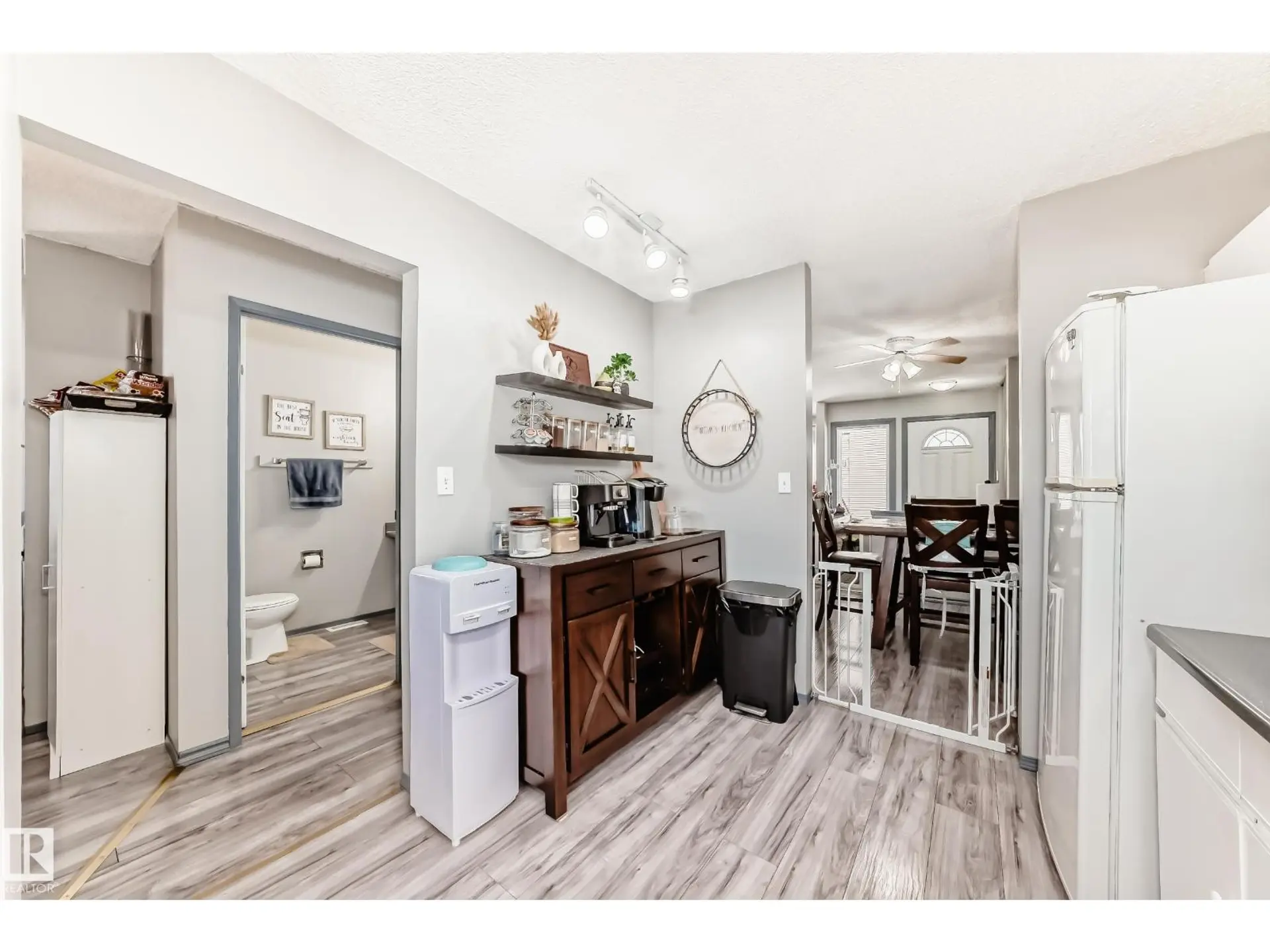214A WARWICK RD NW - Image 7