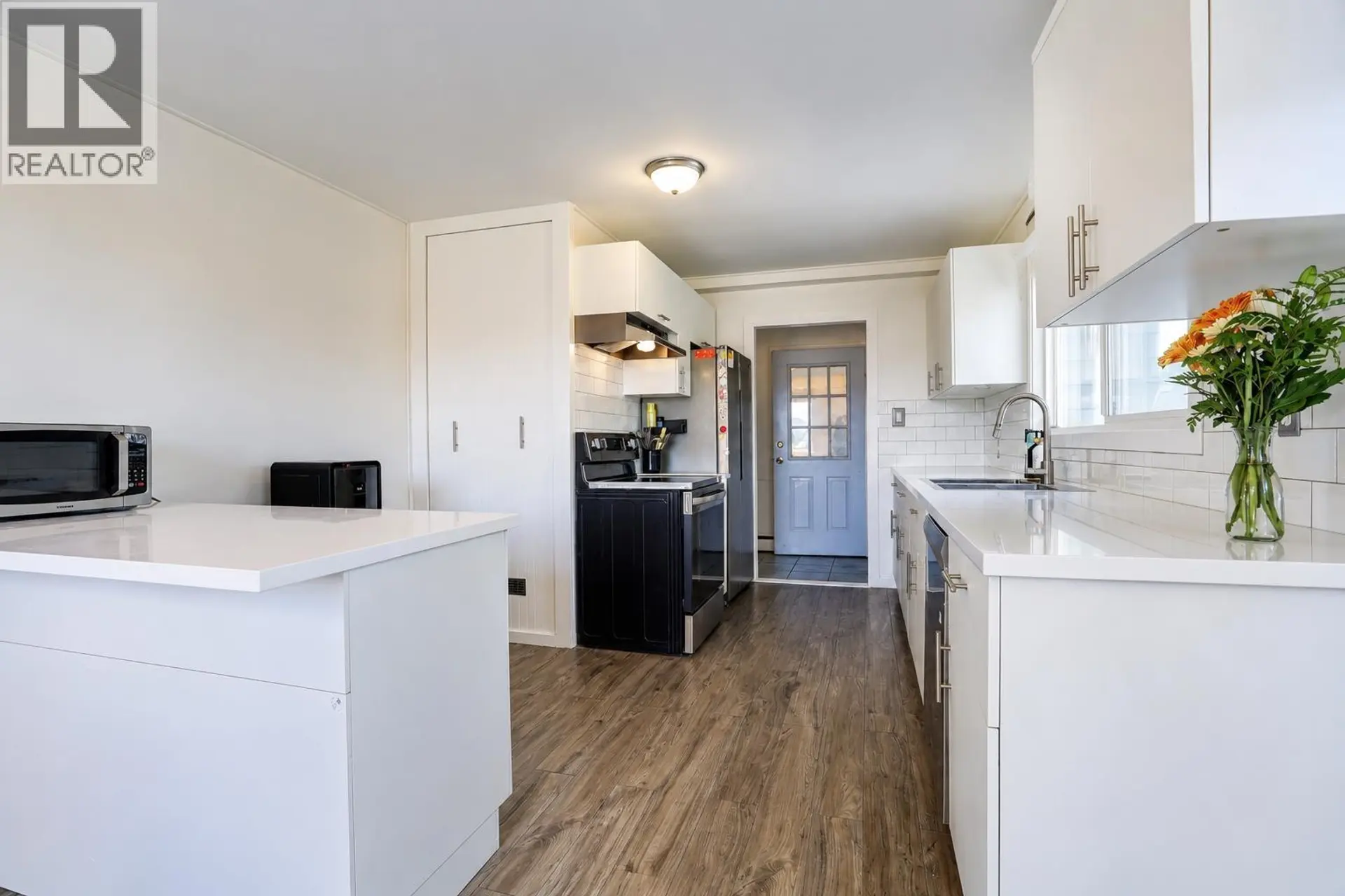 87 SWANNELL STREET - Image 2