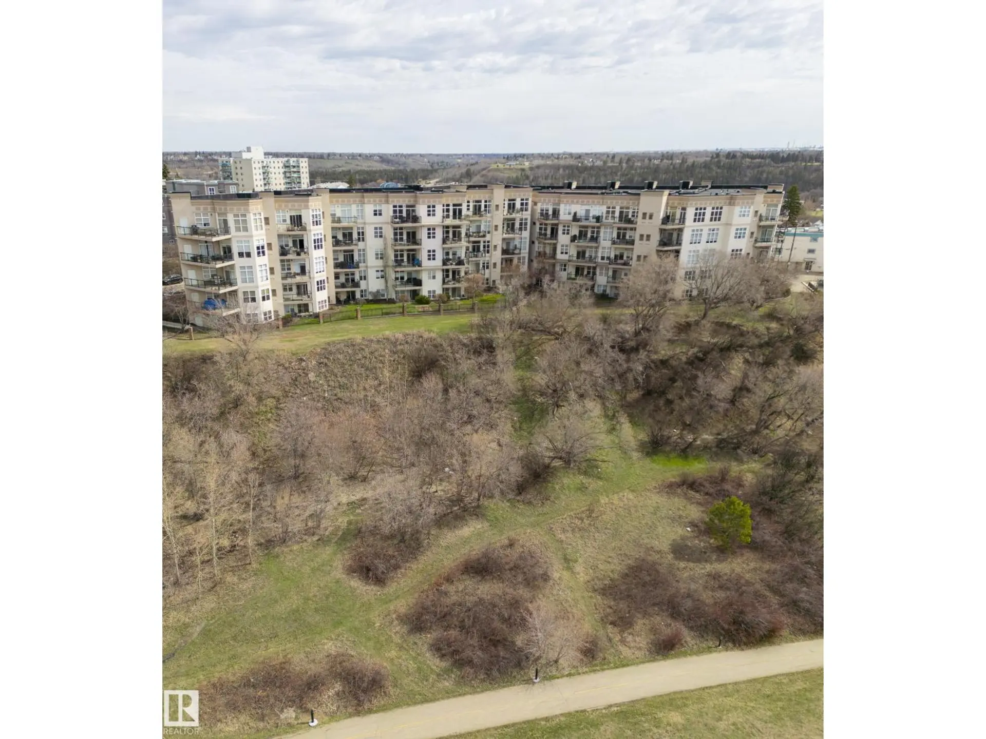 #412 9503 101 AV NW - Image 3