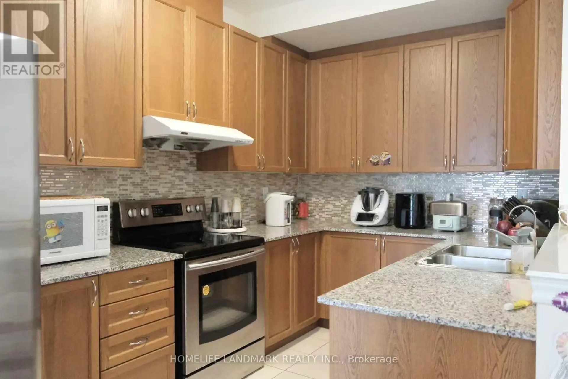 220 SOUTH UNIONVILLE AVENUE - Image 7
