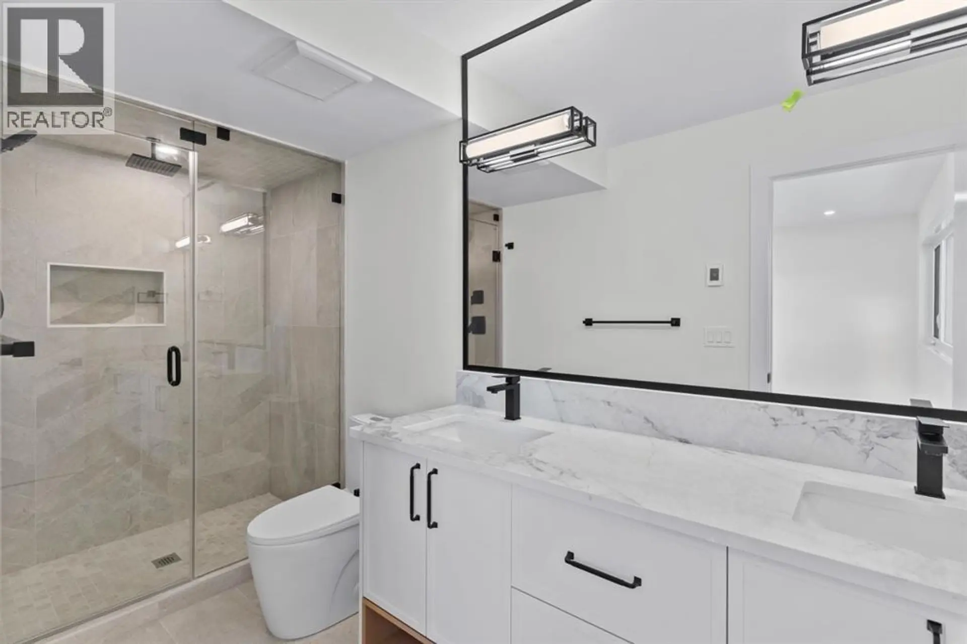 907 36A Street NW - Image 10